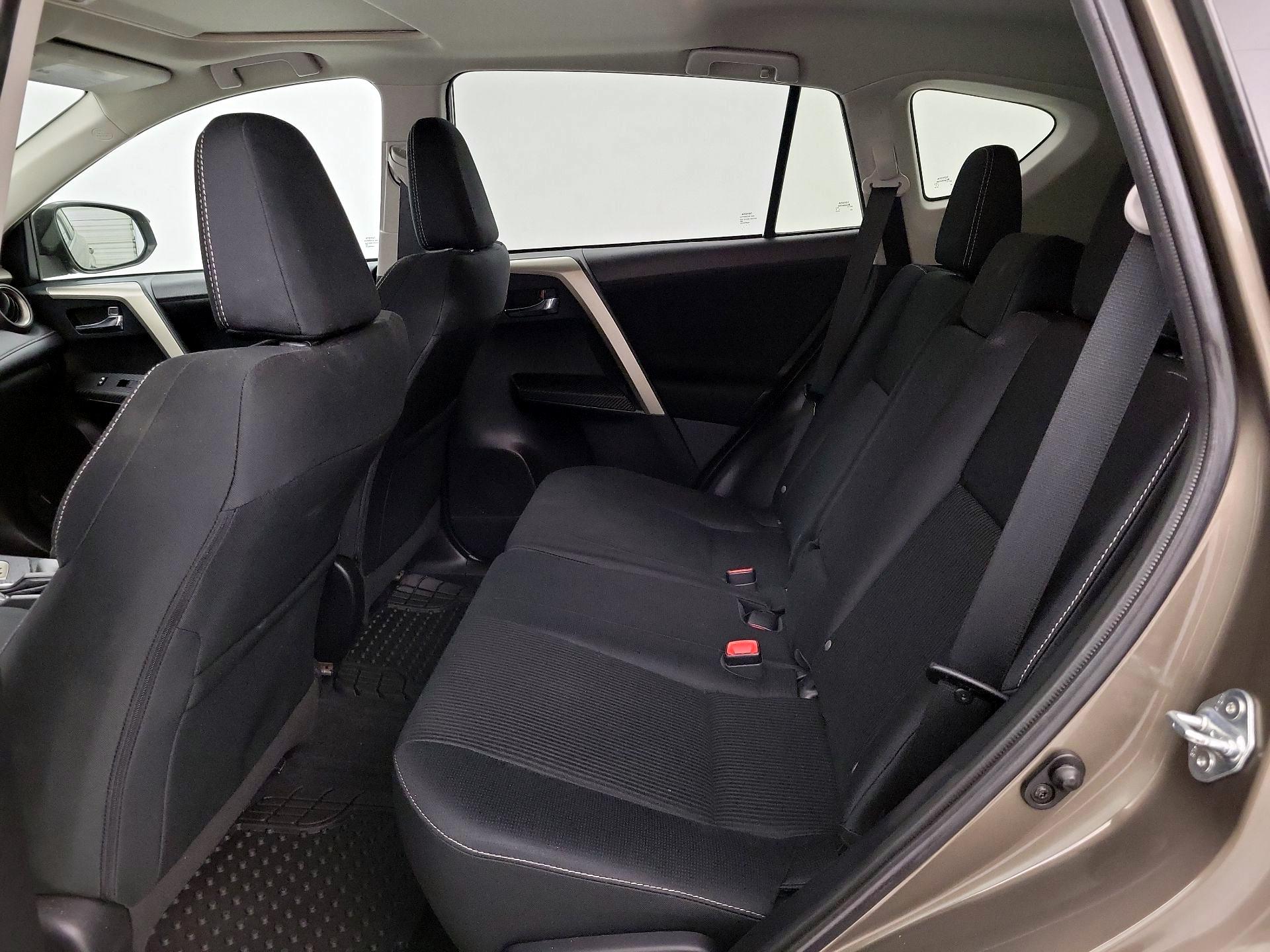 Thumbnail: 2014 Toyota RAV4 - 19