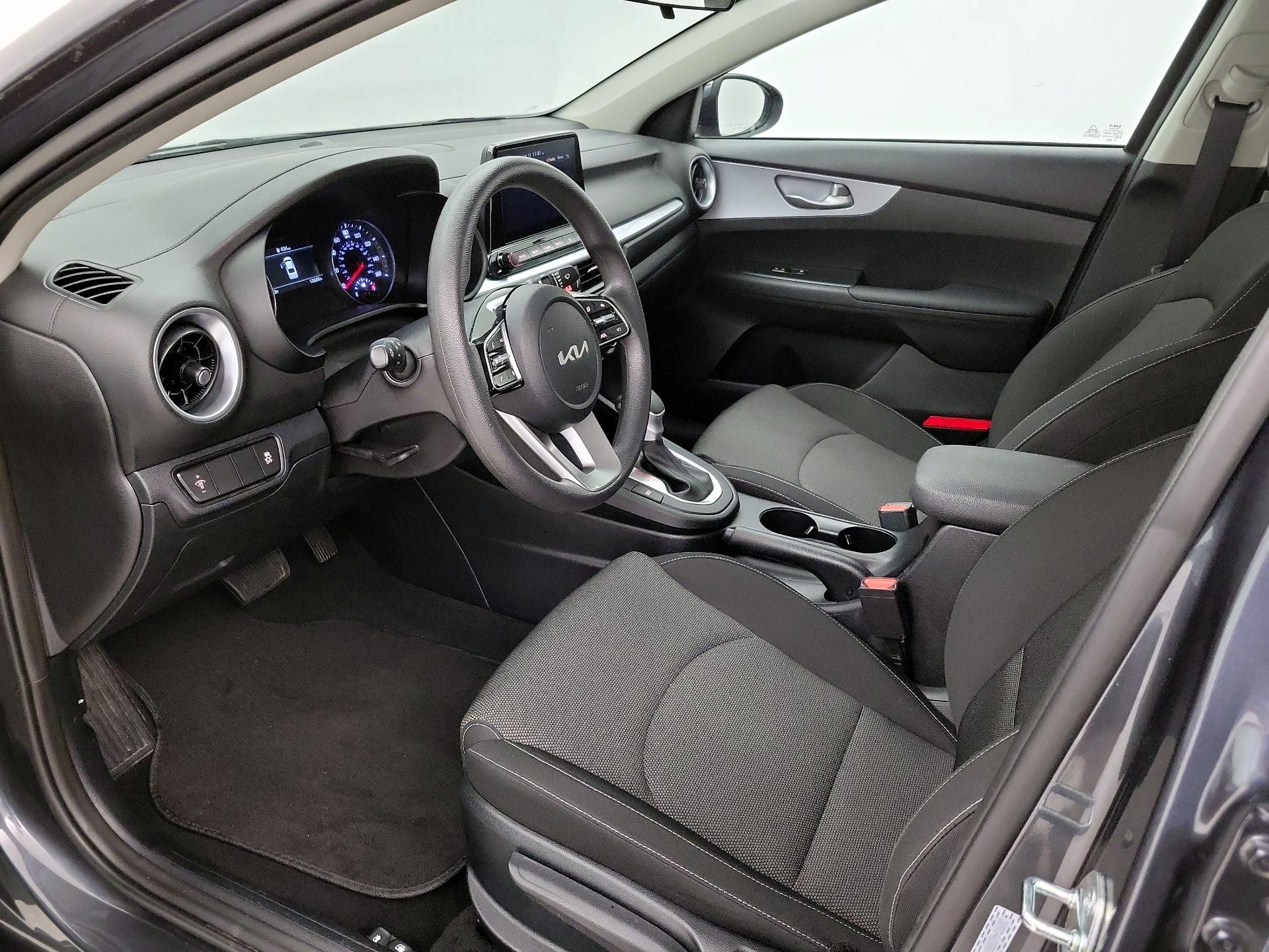 Thumbnail: 2024 Kia Forte - 11