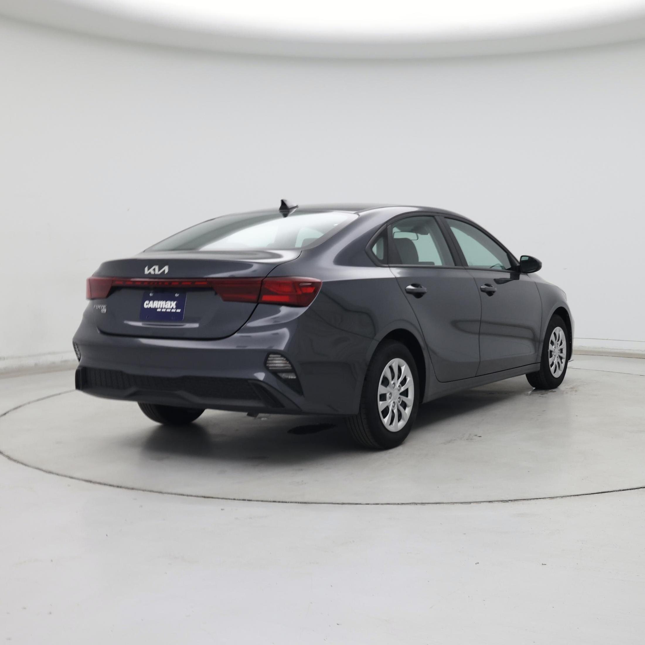 Thumbnail: 2024 Kia Forte - 8