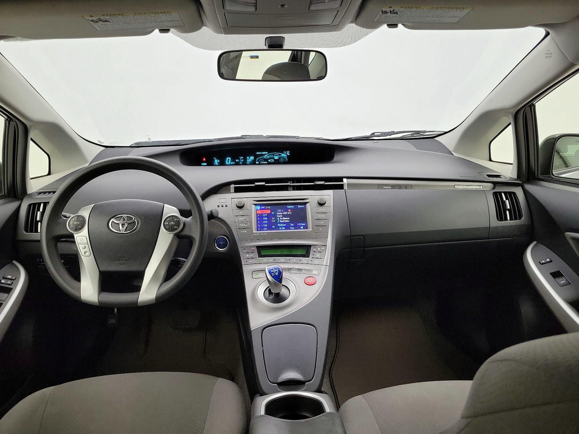 Thumbnail: 2014 Toyota Prius - 9