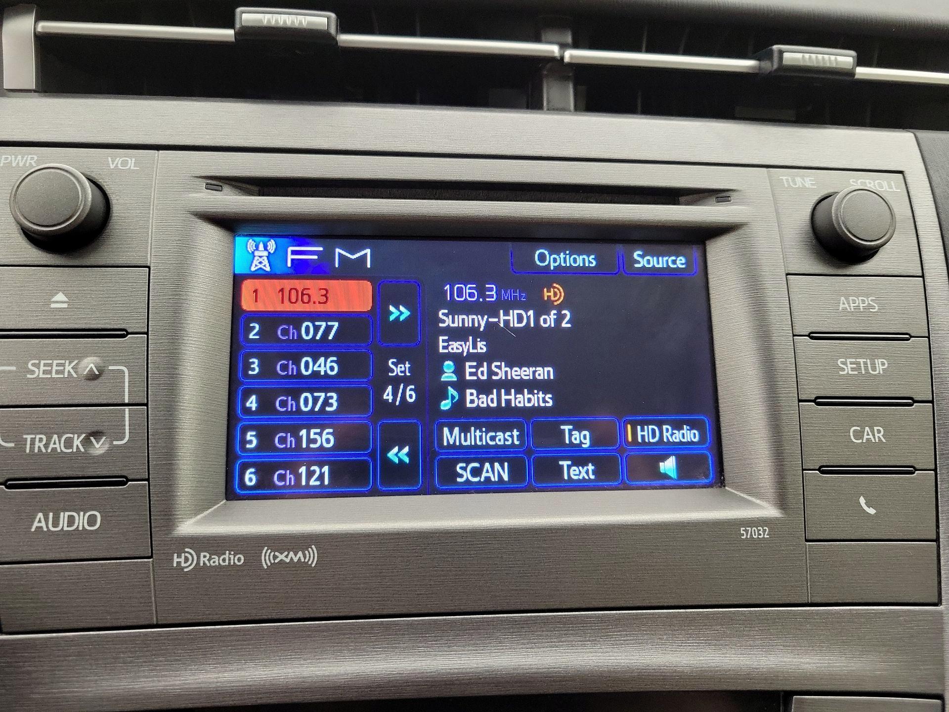 Thumbnail: 2014 Toyota Prius - 15