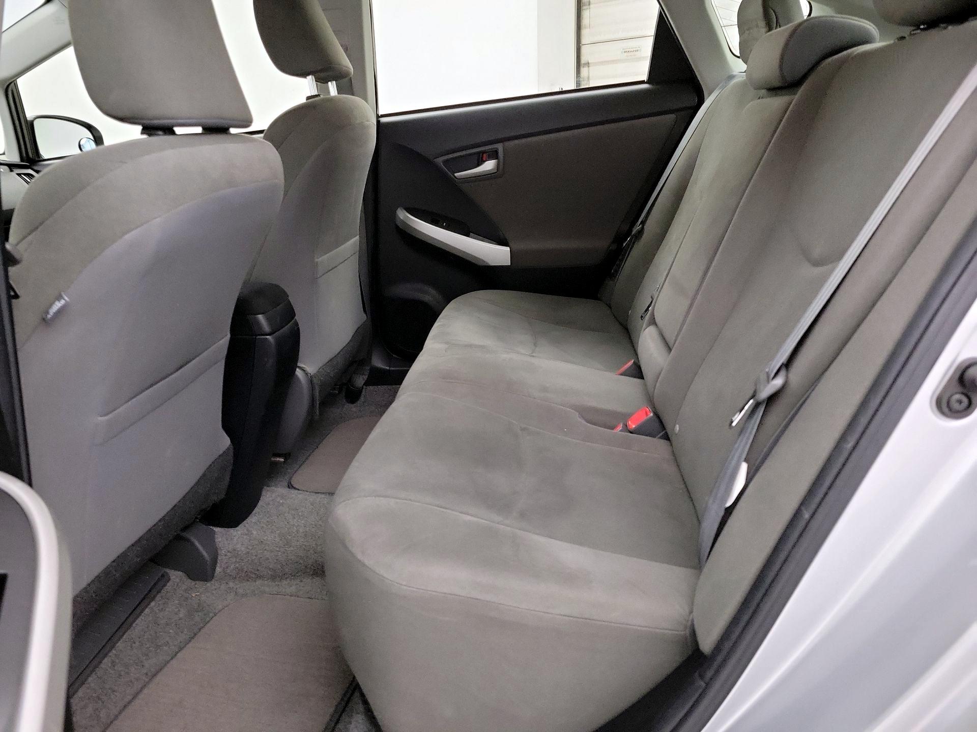 Thumbnail: 2014 Toyota Prius - 18