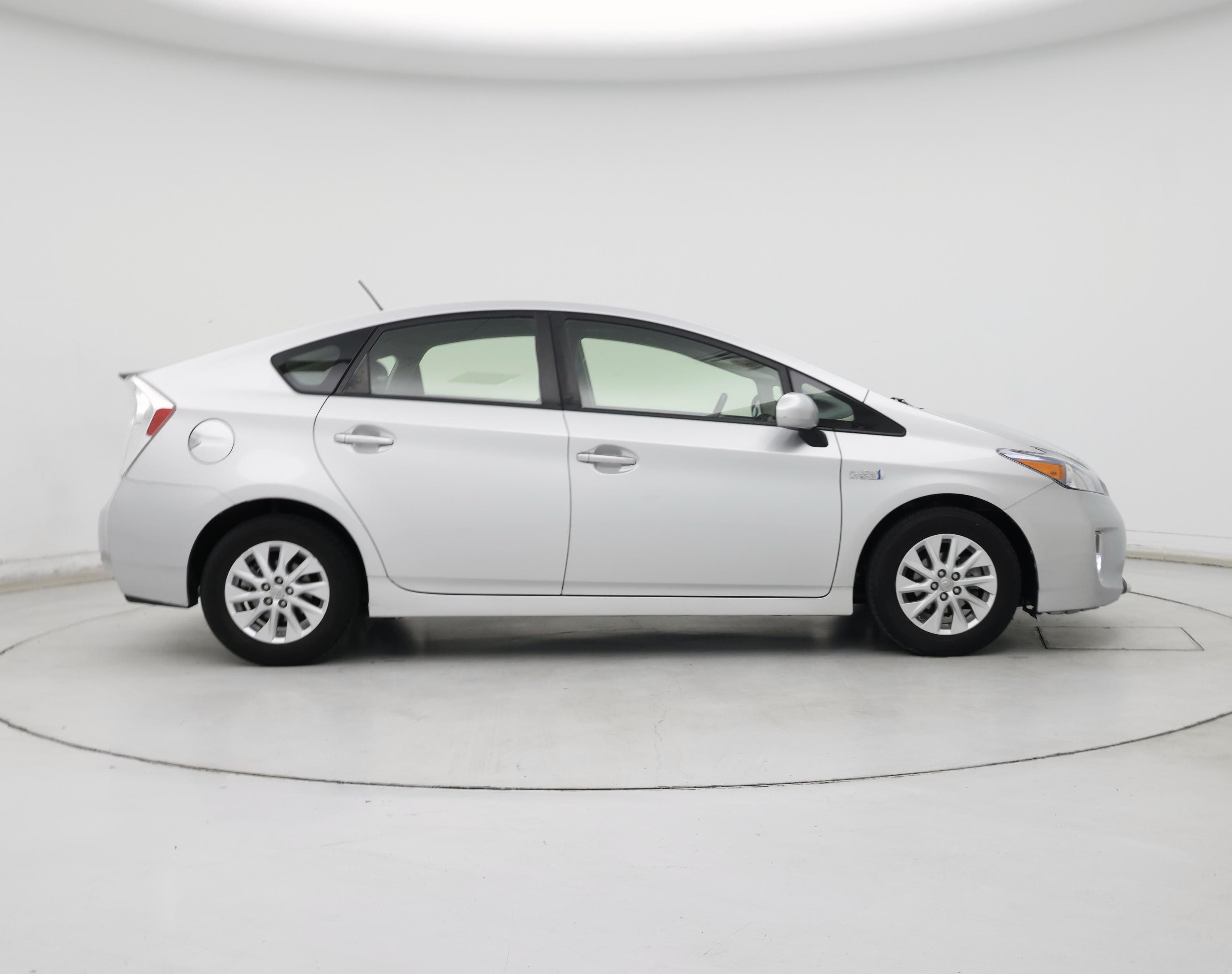 Thumbnail: 2014 Toyota Prius - 7
