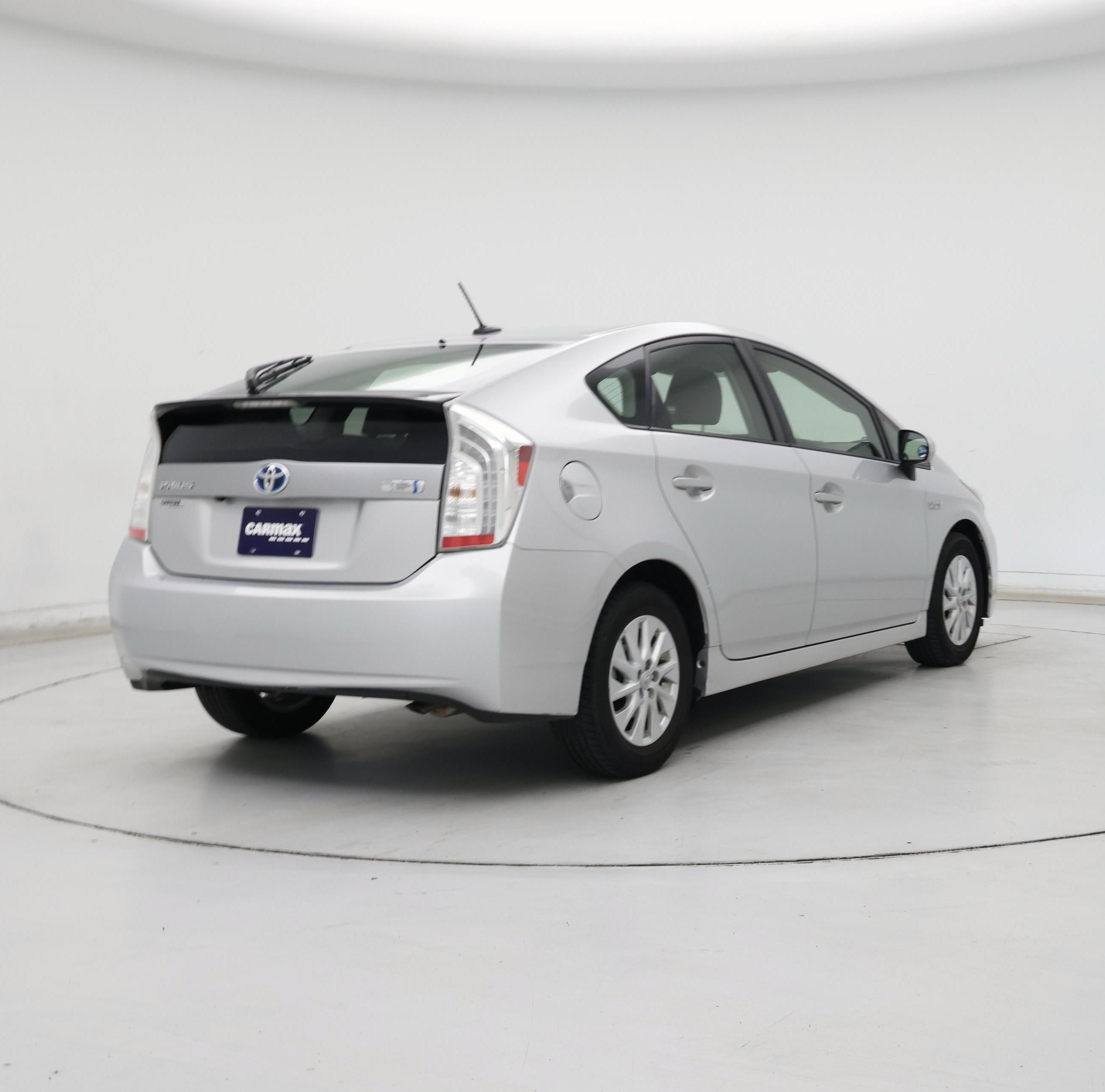 Thumbnail: 2014 Toyota Prius - 8