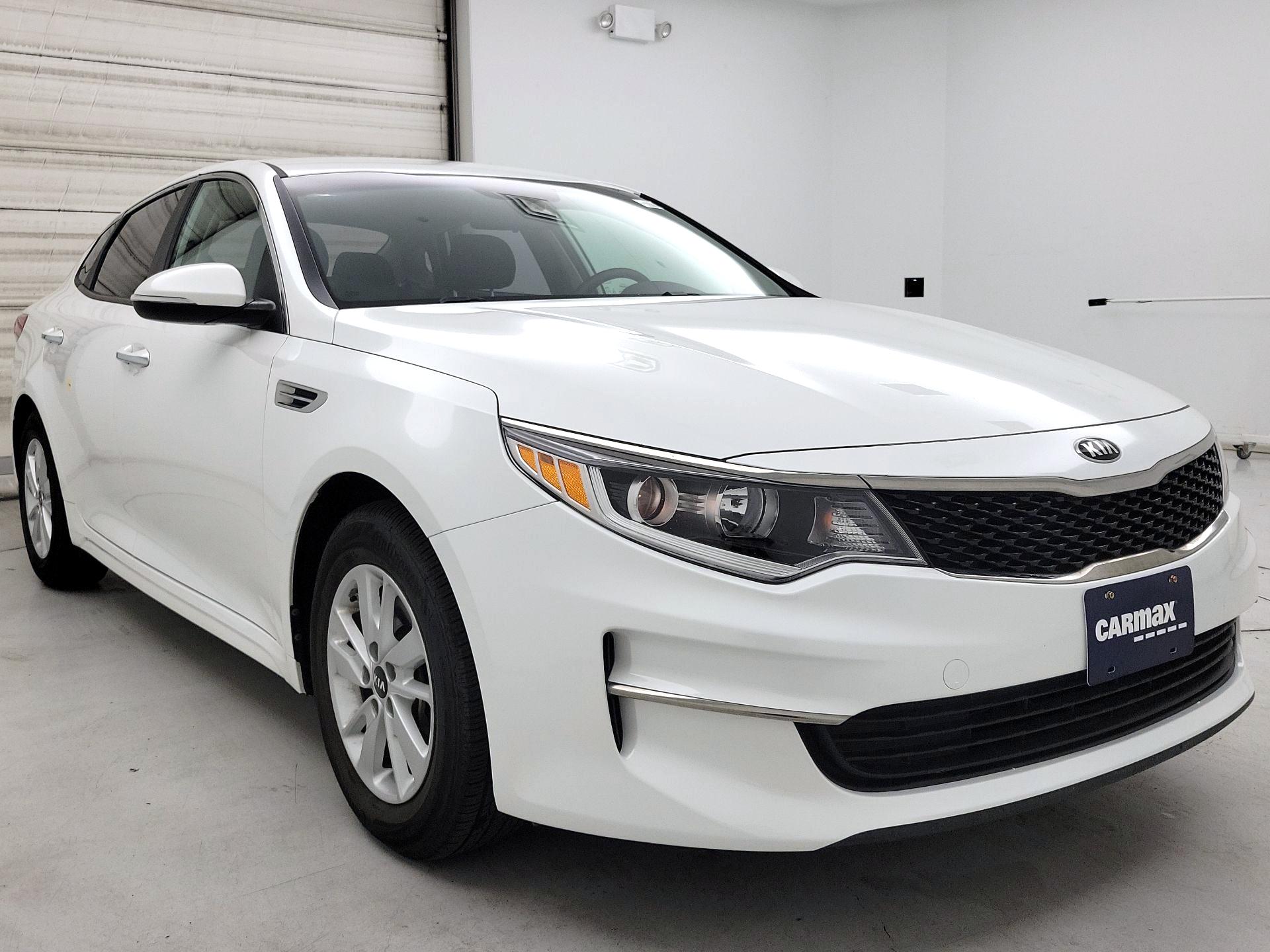 Thumbnail: 2016 Kia Optima - 1