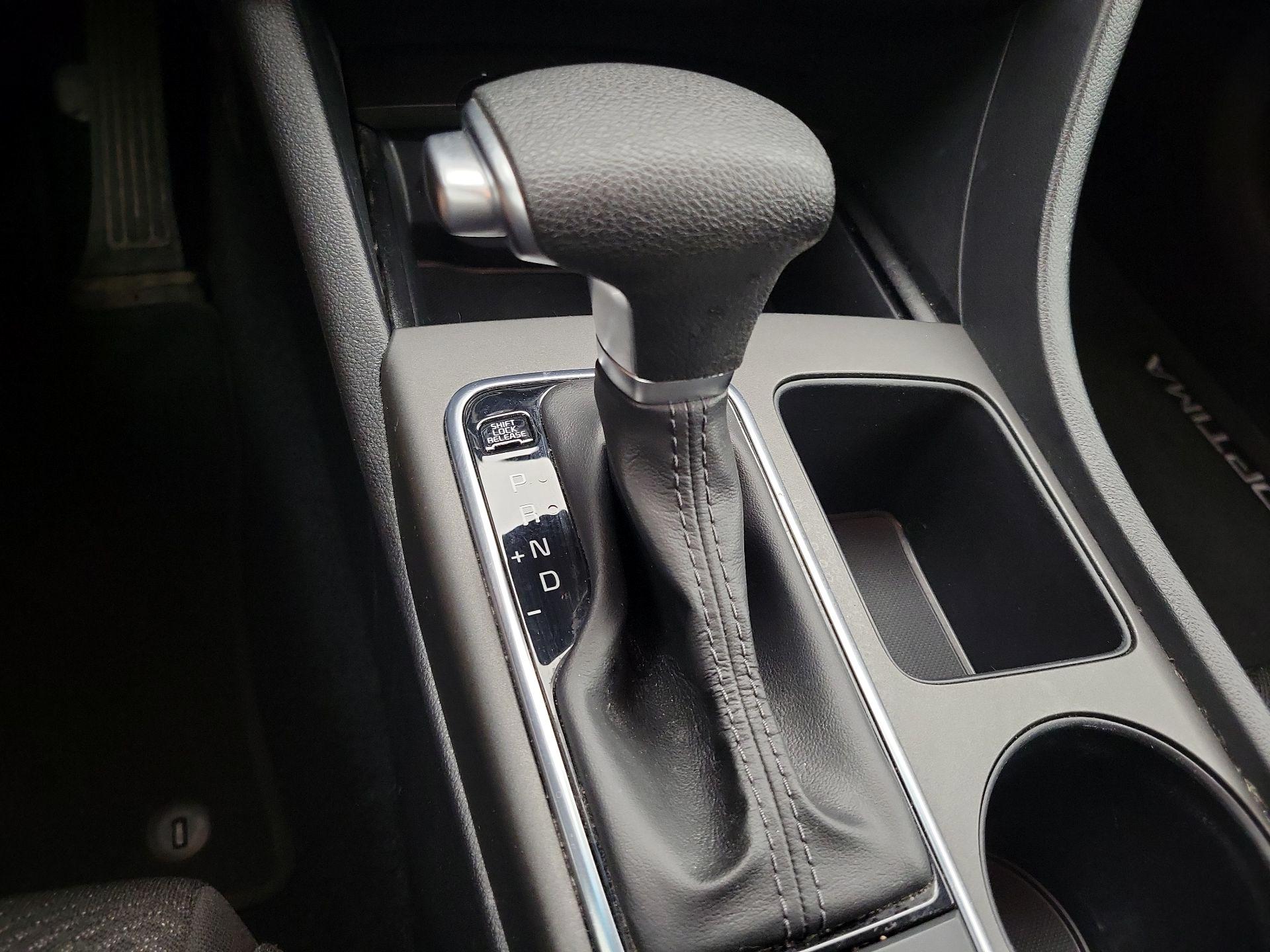 Thumbnail: 2016 Kia Optima - 15
