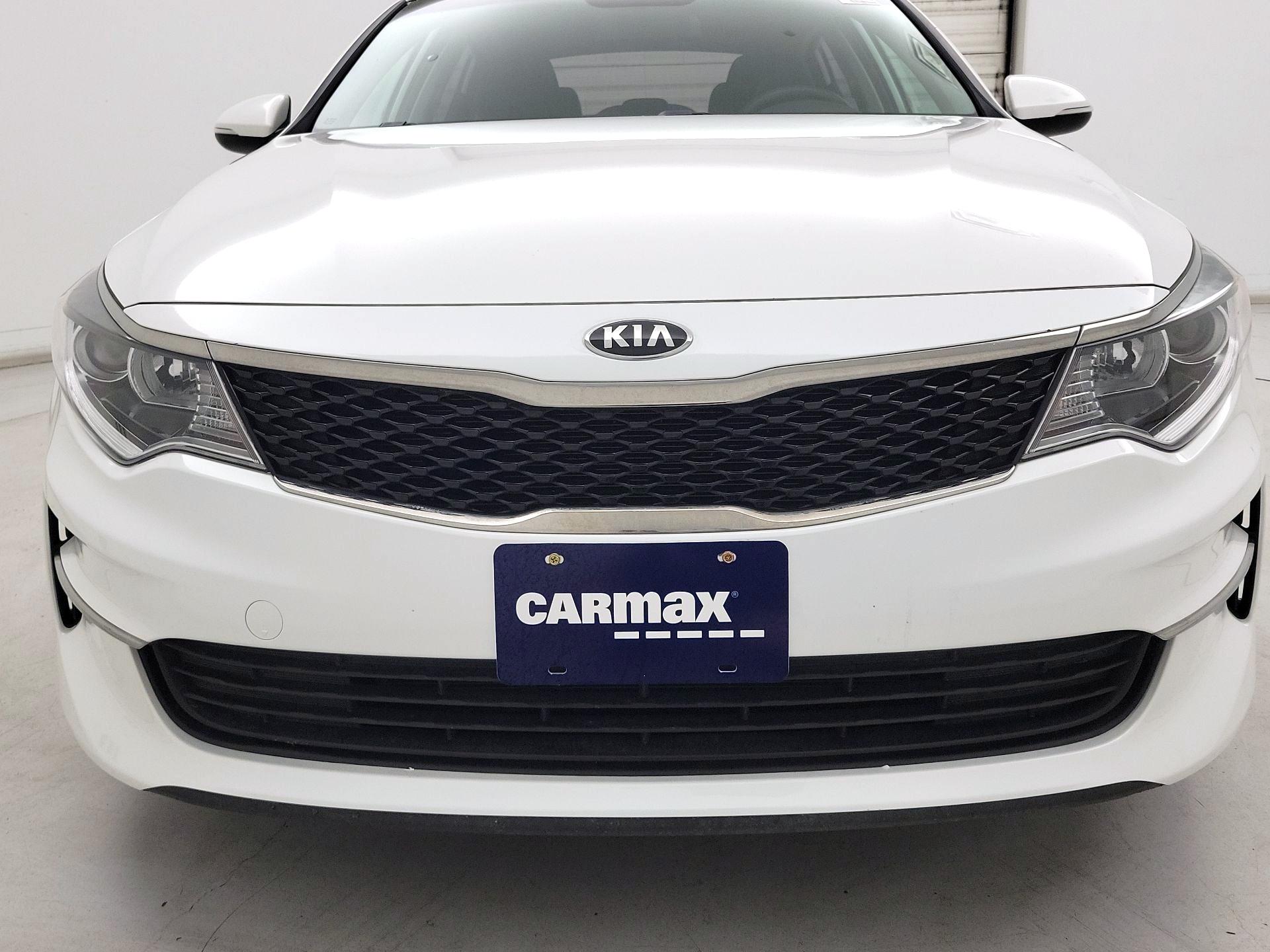 Thumbnail: 2016 Kia Optima - 2