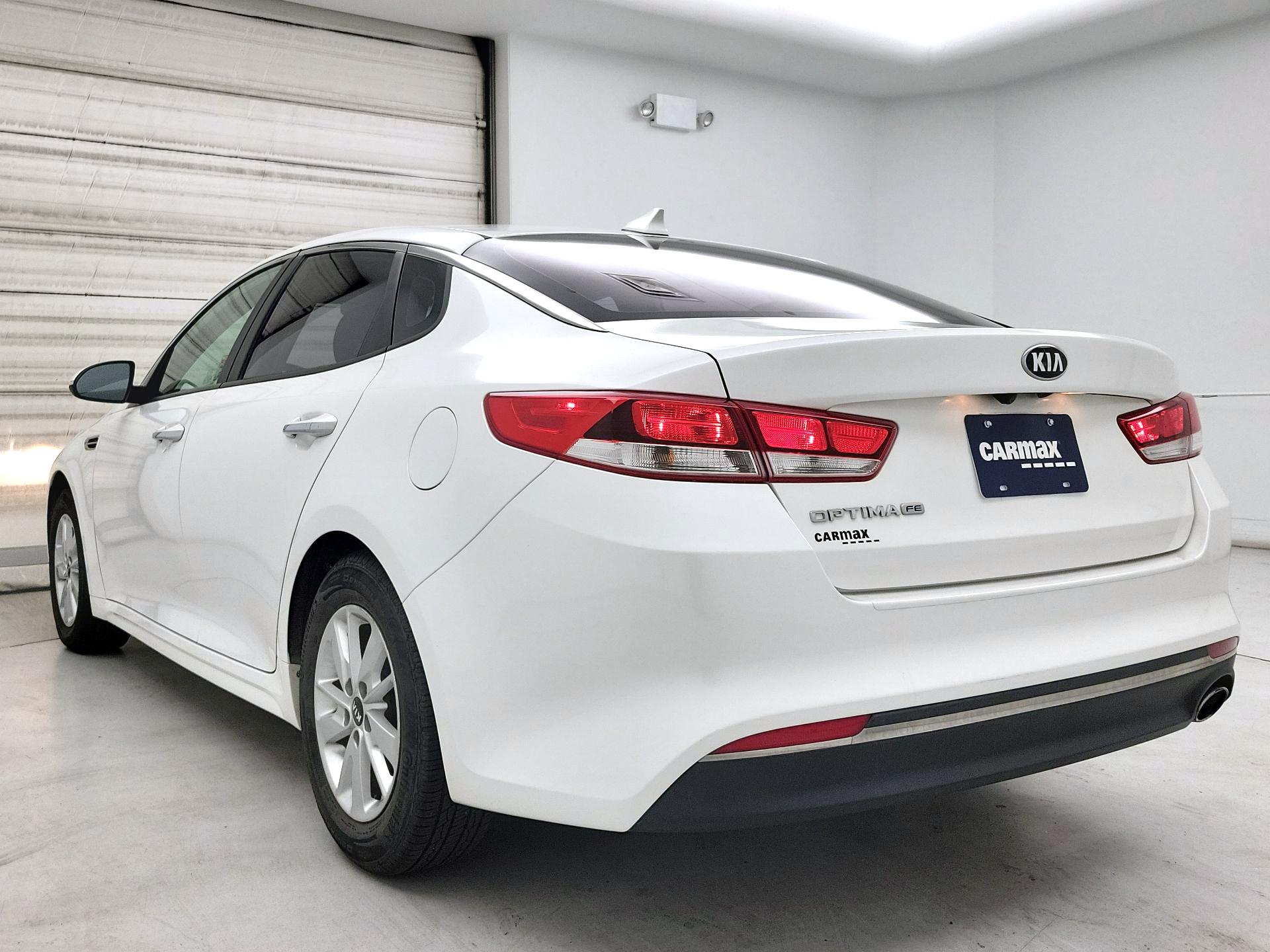 Thumbnail: 2016 Kia Optima - 7
