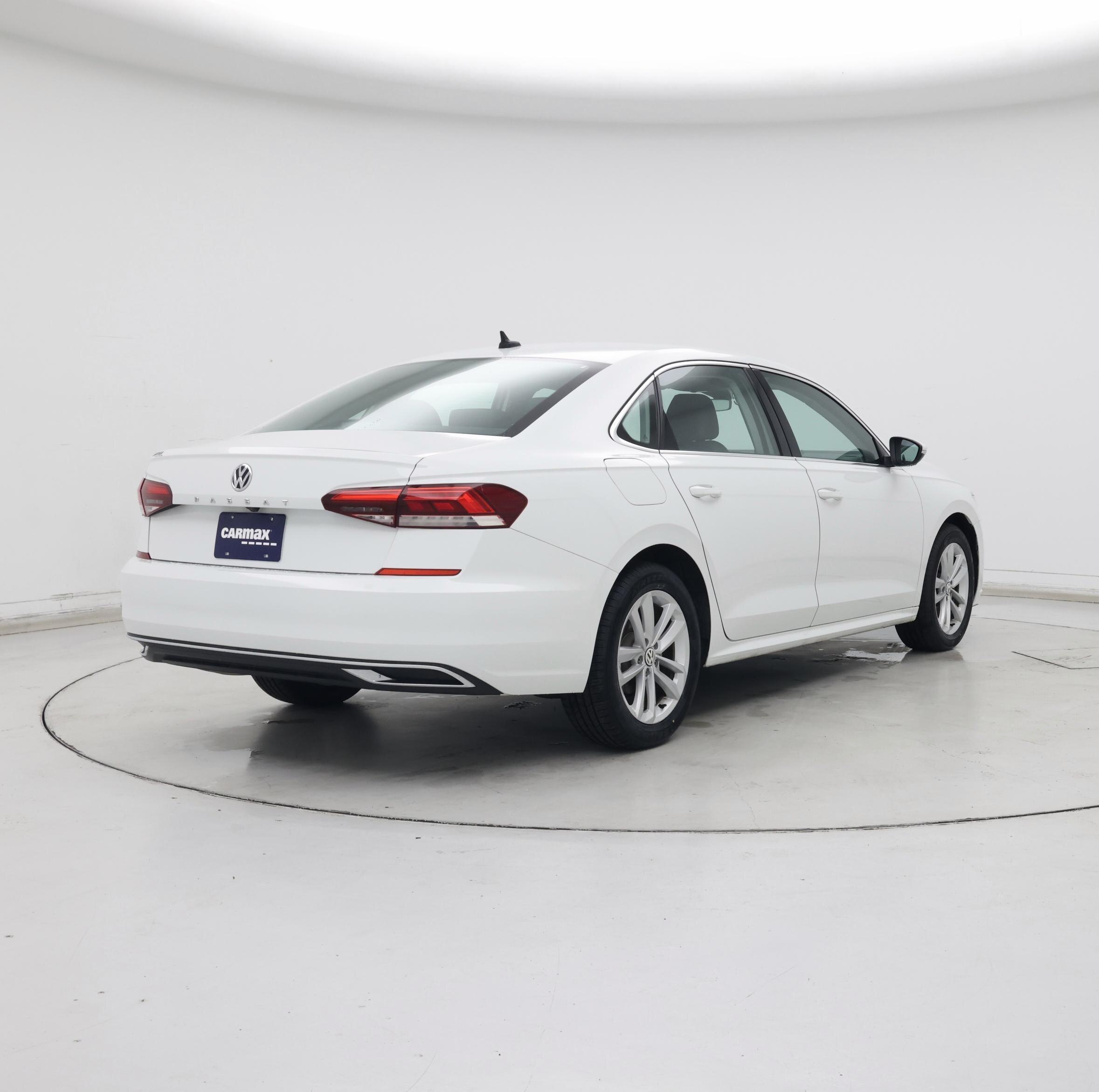 Thumbnail: 2020 Volkswagen Passat - 8