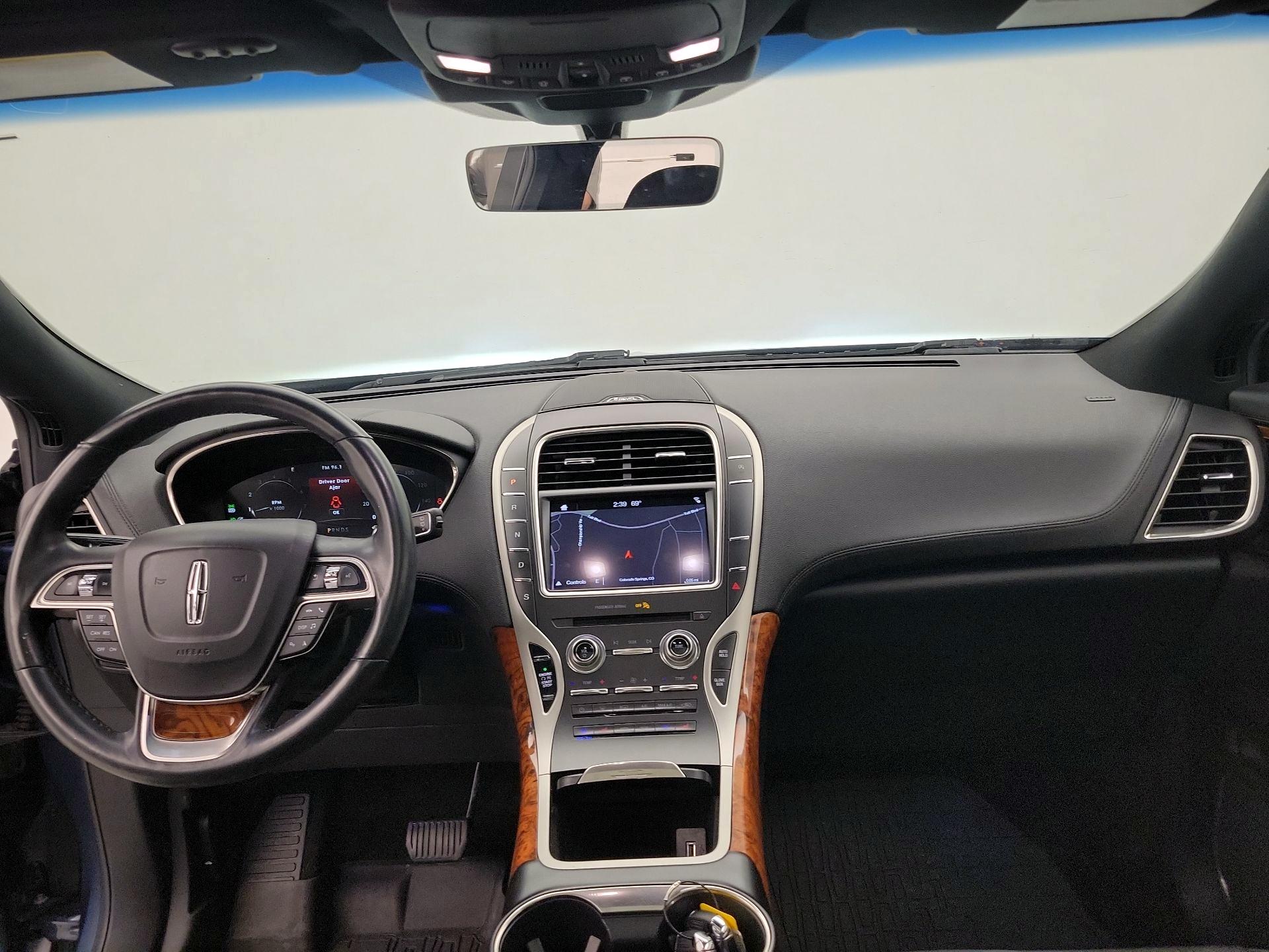 Thumbnail: 2019 Lincoln Nautilus - 9