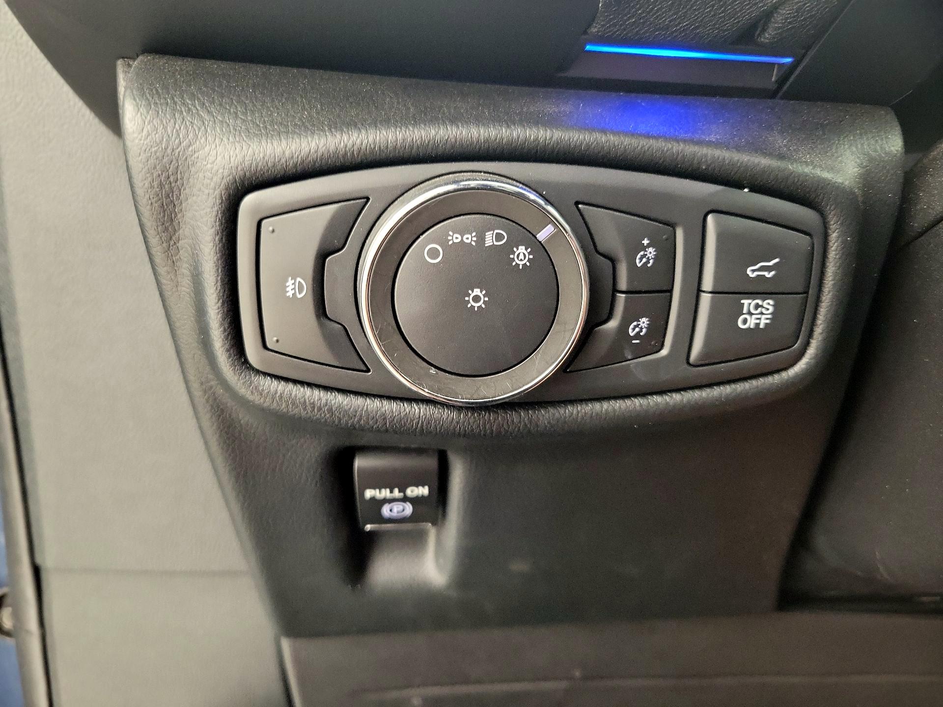 Thumbnail: 2019 Lincoln Nautilus - 13