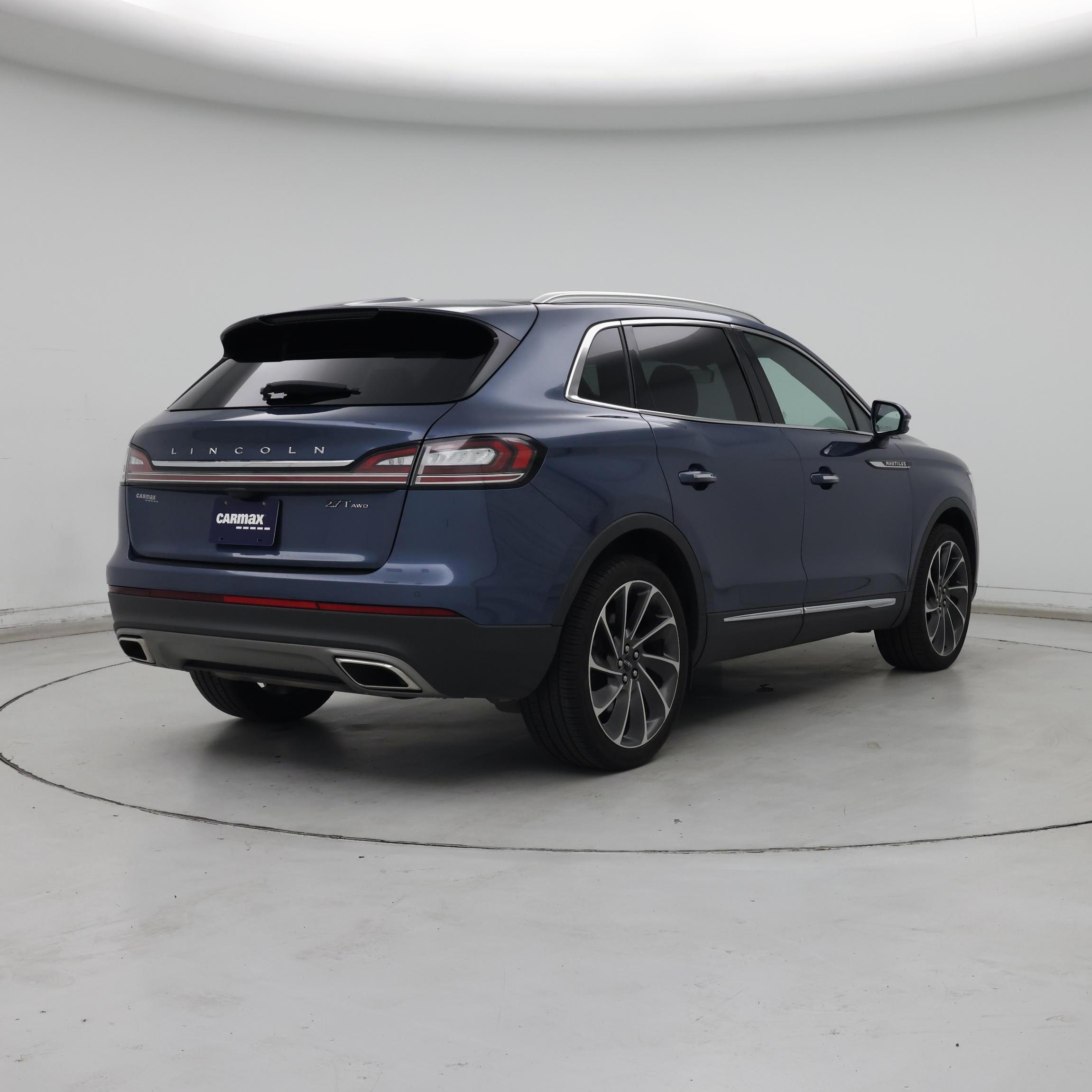 Thumbnail: 2019 Lincoln Nautilus - 8