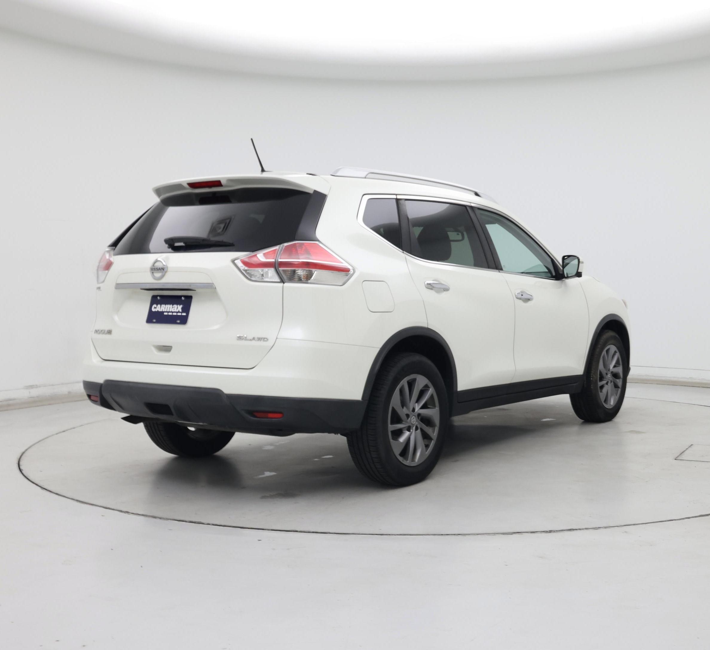 Thumbnail: 2016 Nissan Rogue - 8