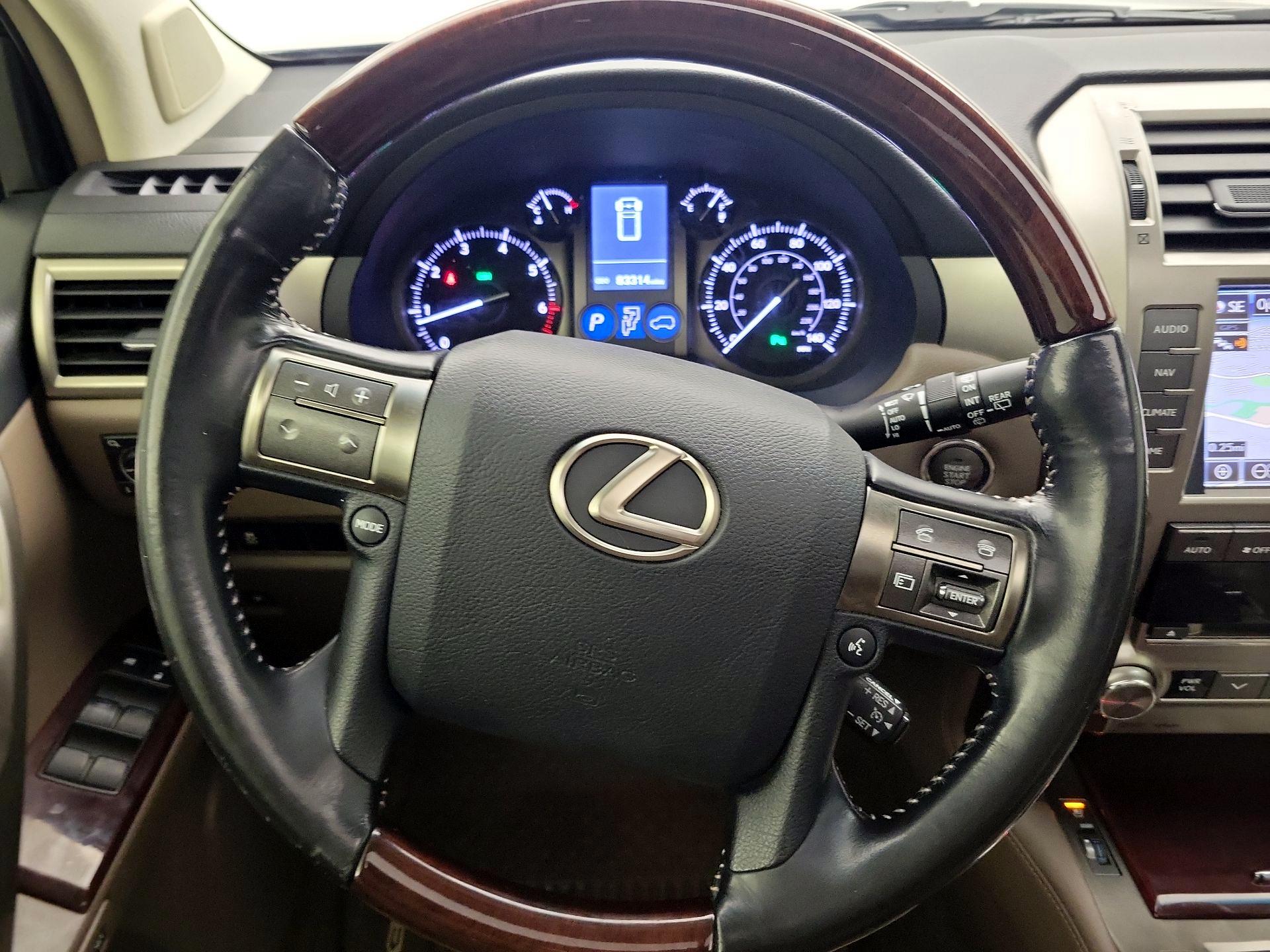 Thumbnail: 2017 Lexus GX - 10