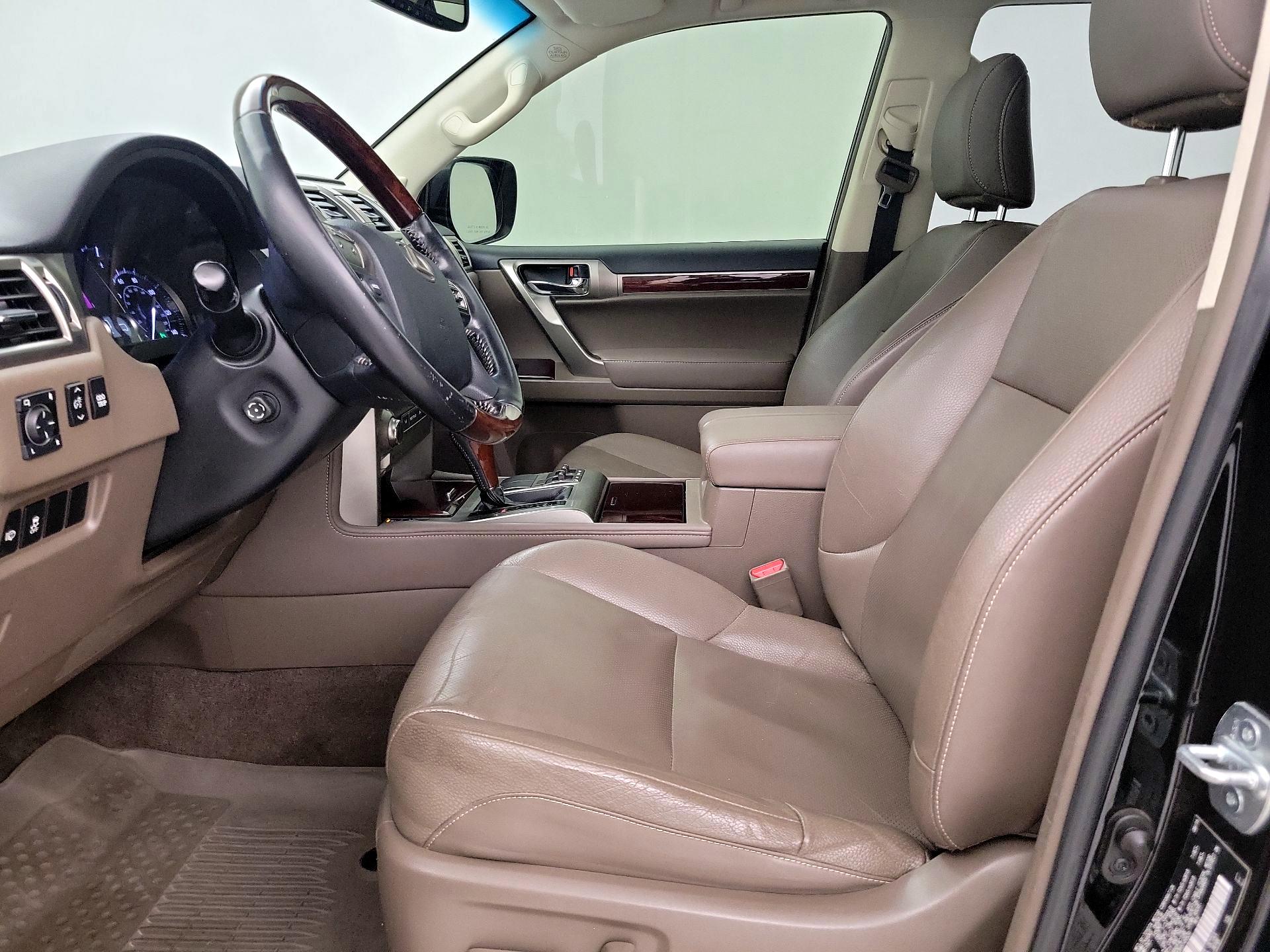 Thumbnail: 2017 Lexus GX - 11