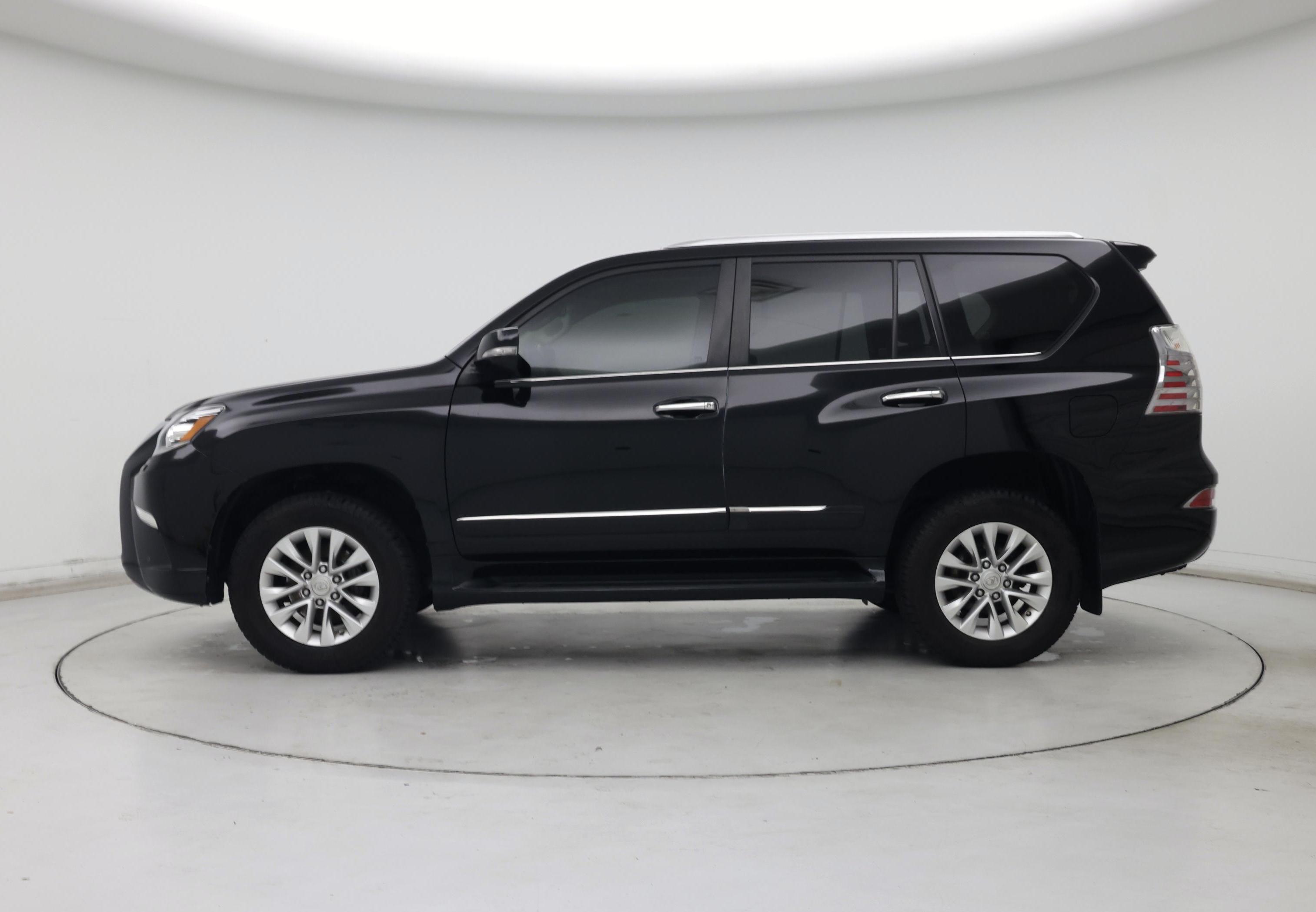 Thumbnail: 2017 Lexus GX - 3