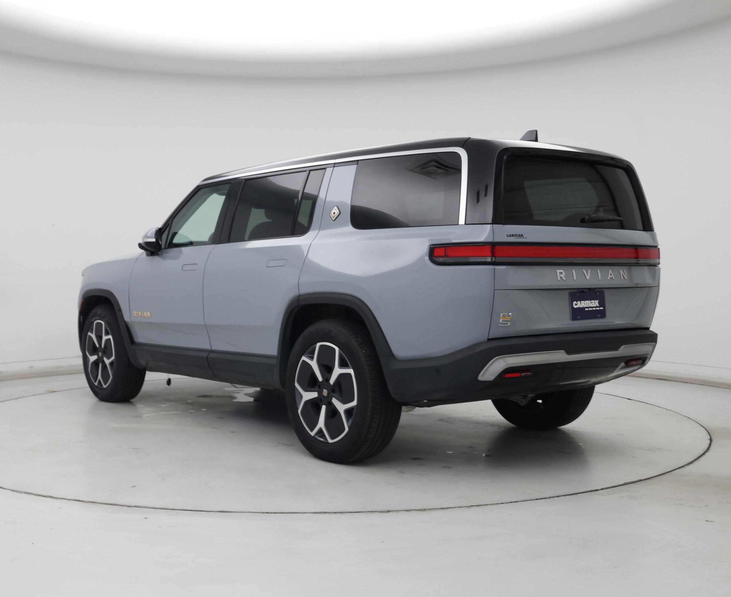 Thumbnail: 2024 Rivian R1S - 2