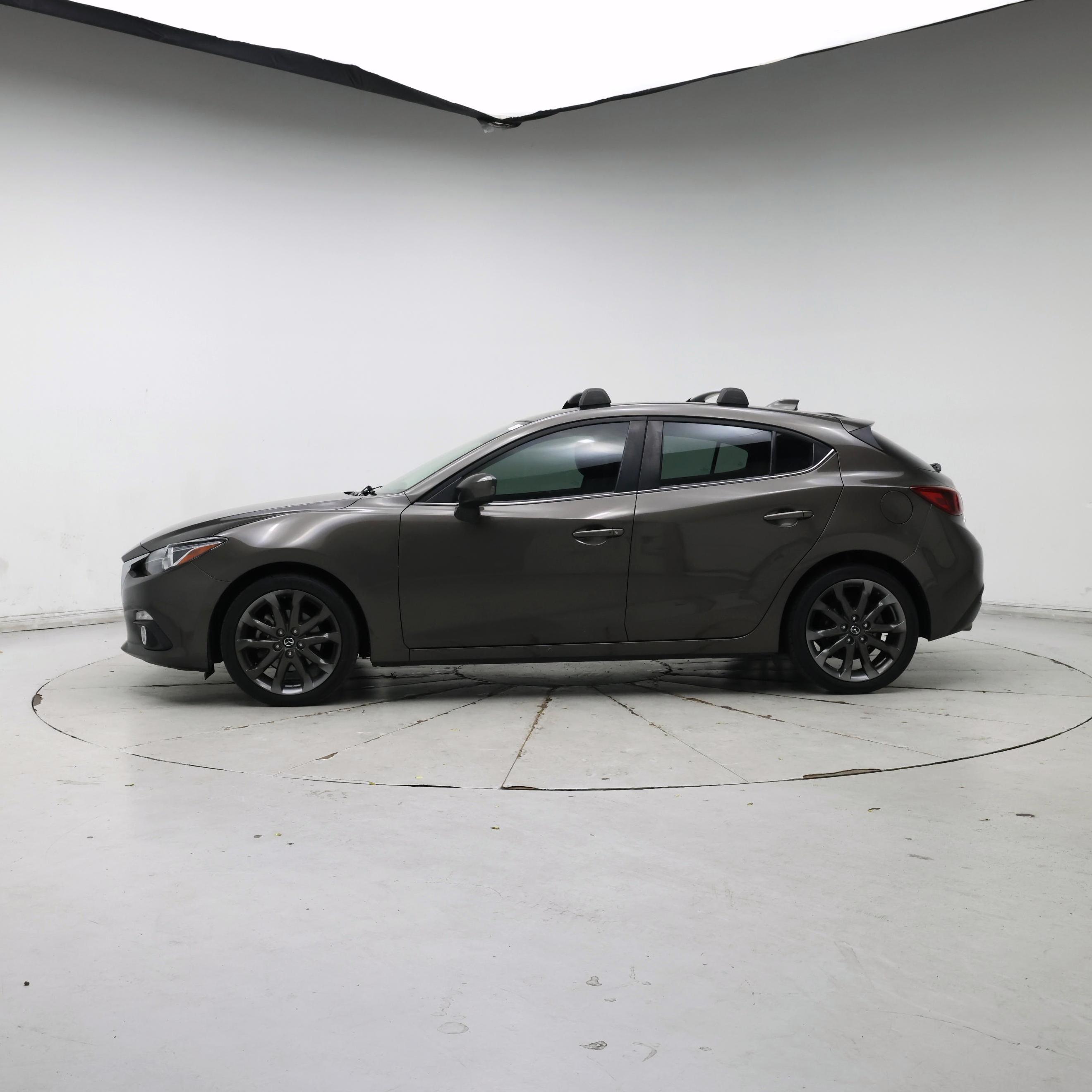 Thumbnail: 2015 Mazda Mazda3 - 3