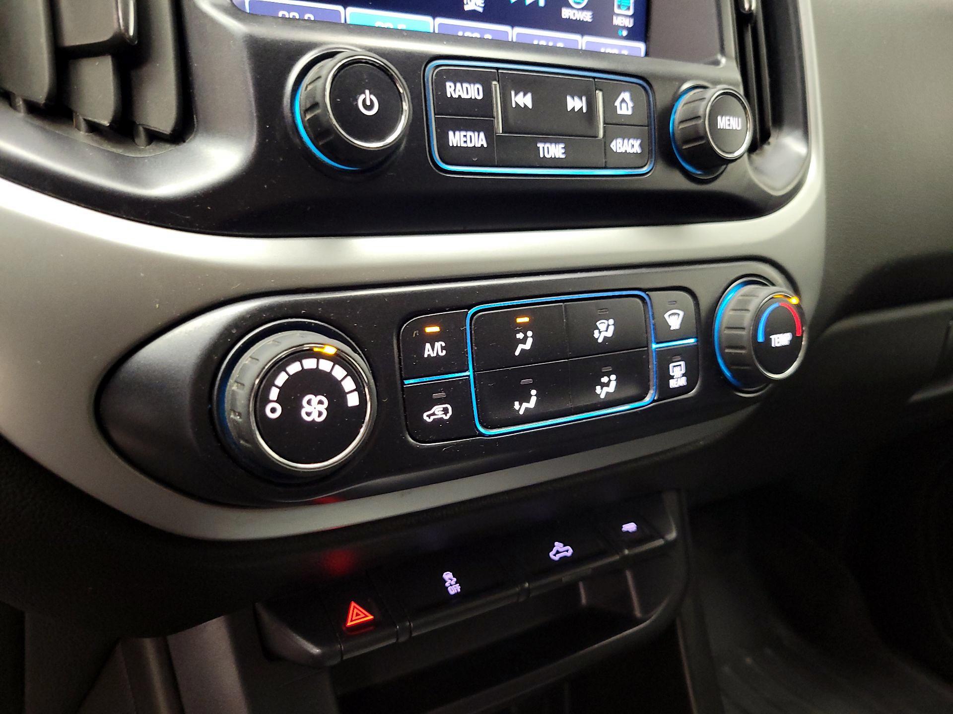 Thumbnail: 2016 Chevrolet Colorado - 16