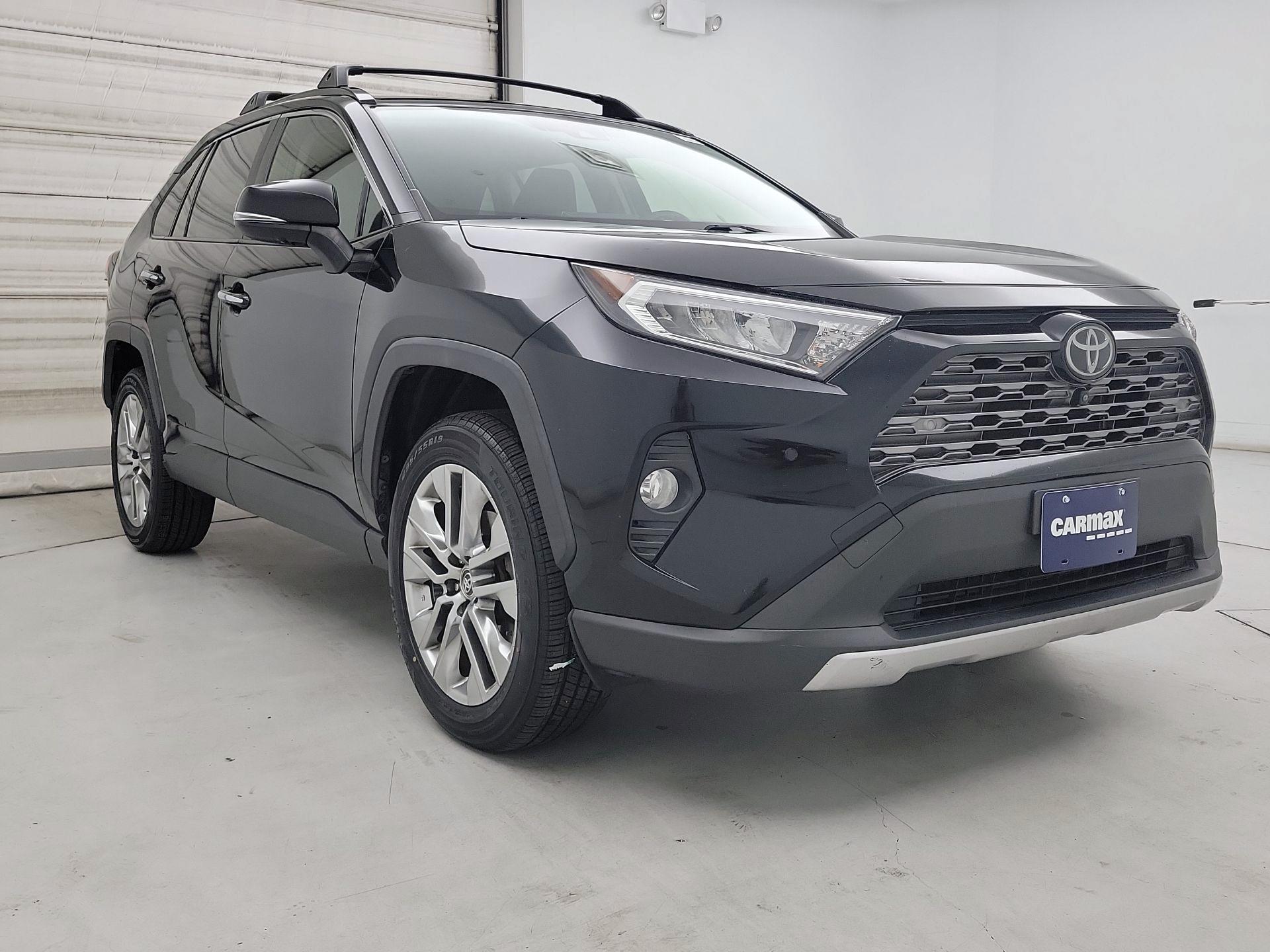 Thumbnail: 2019 Toyota RAV4 - 1