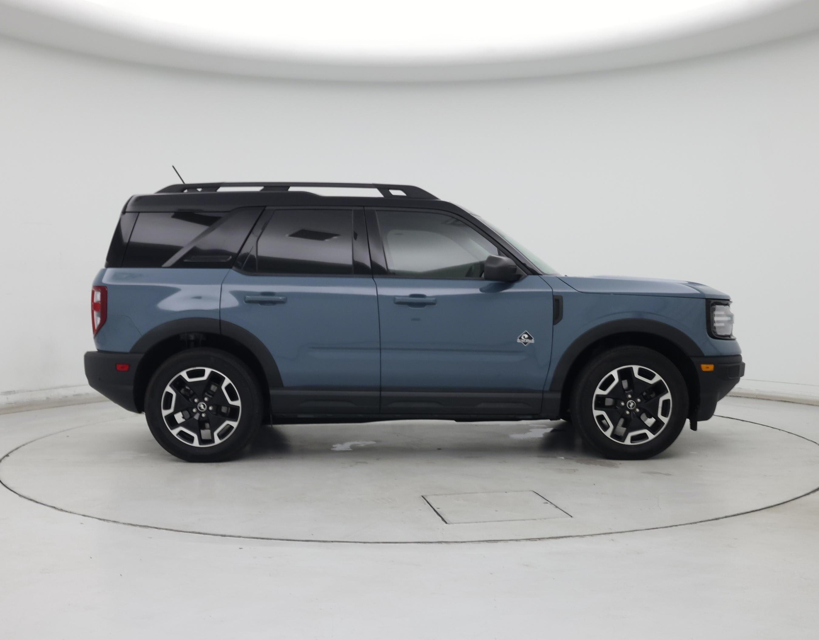 Thumbnail: 2022 Ford Bronco Sport - 7