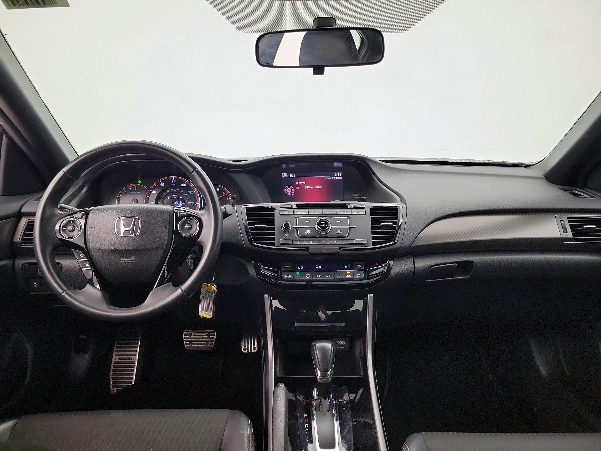 Thumbnail: 2016 Honda Accord - 9