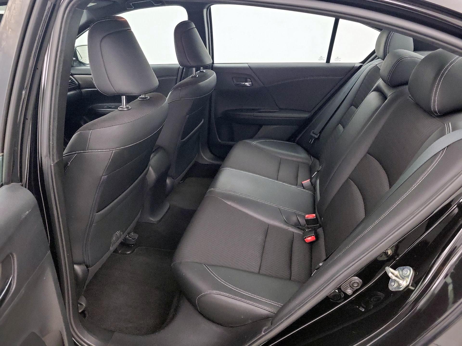 Thumbnail: 2016 Honda Accord - 19