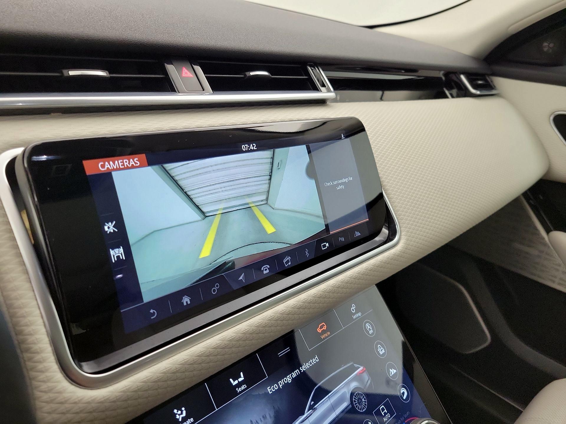 Thumbnail: 2018 Land Rover Range Rover Velar - 15