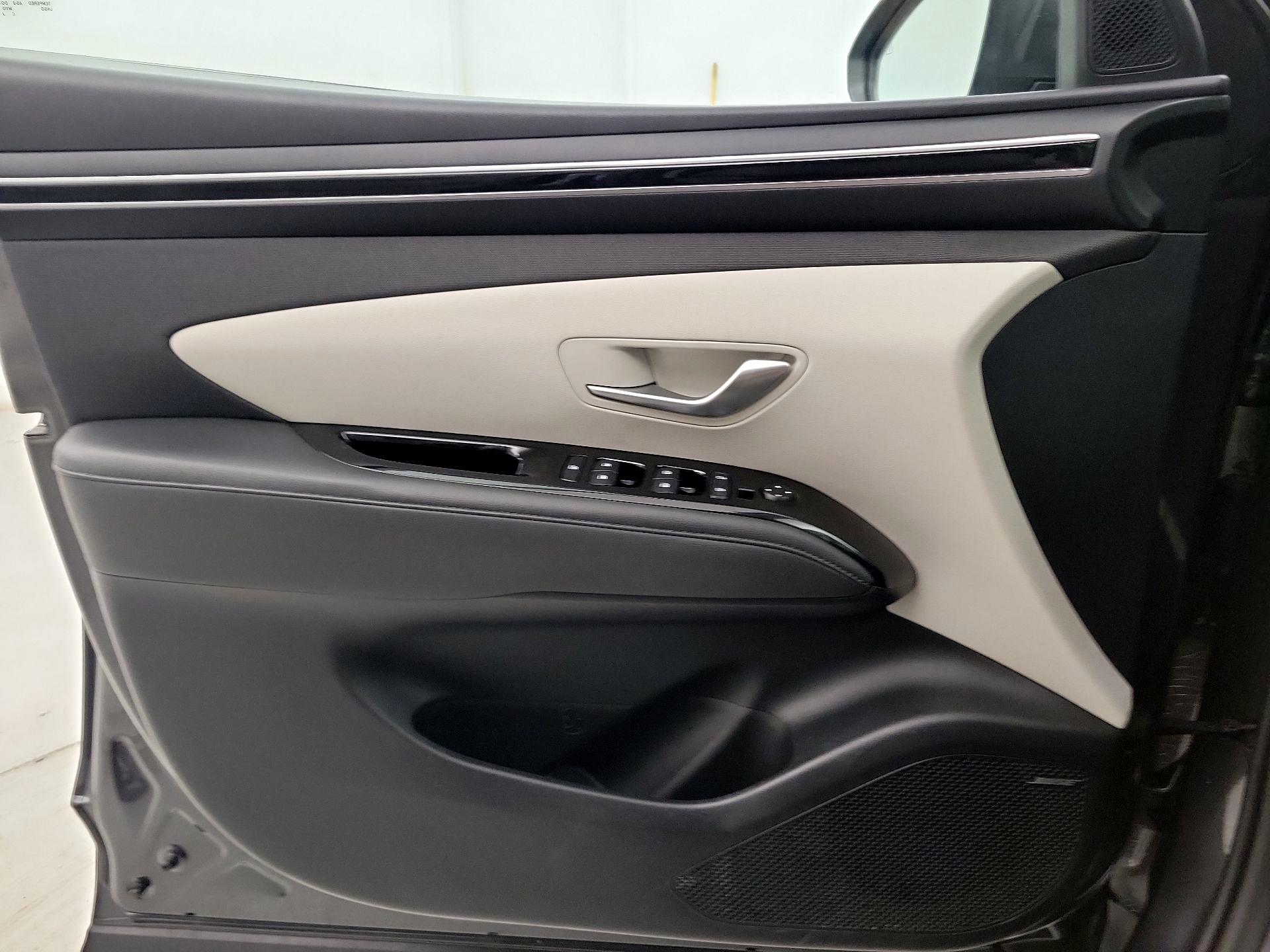 Thumbnail: 2022 Hyundai Tucson - 10