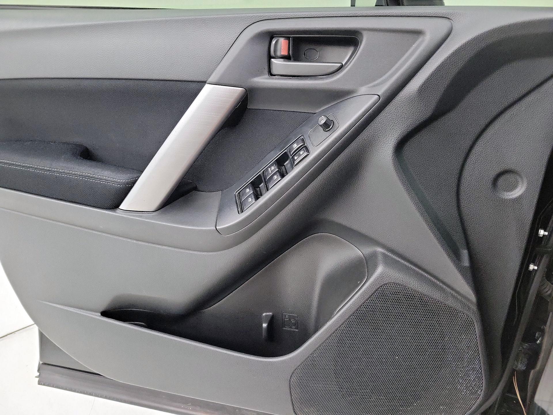 Thumbnail: 2014 Subaru Forester - 12