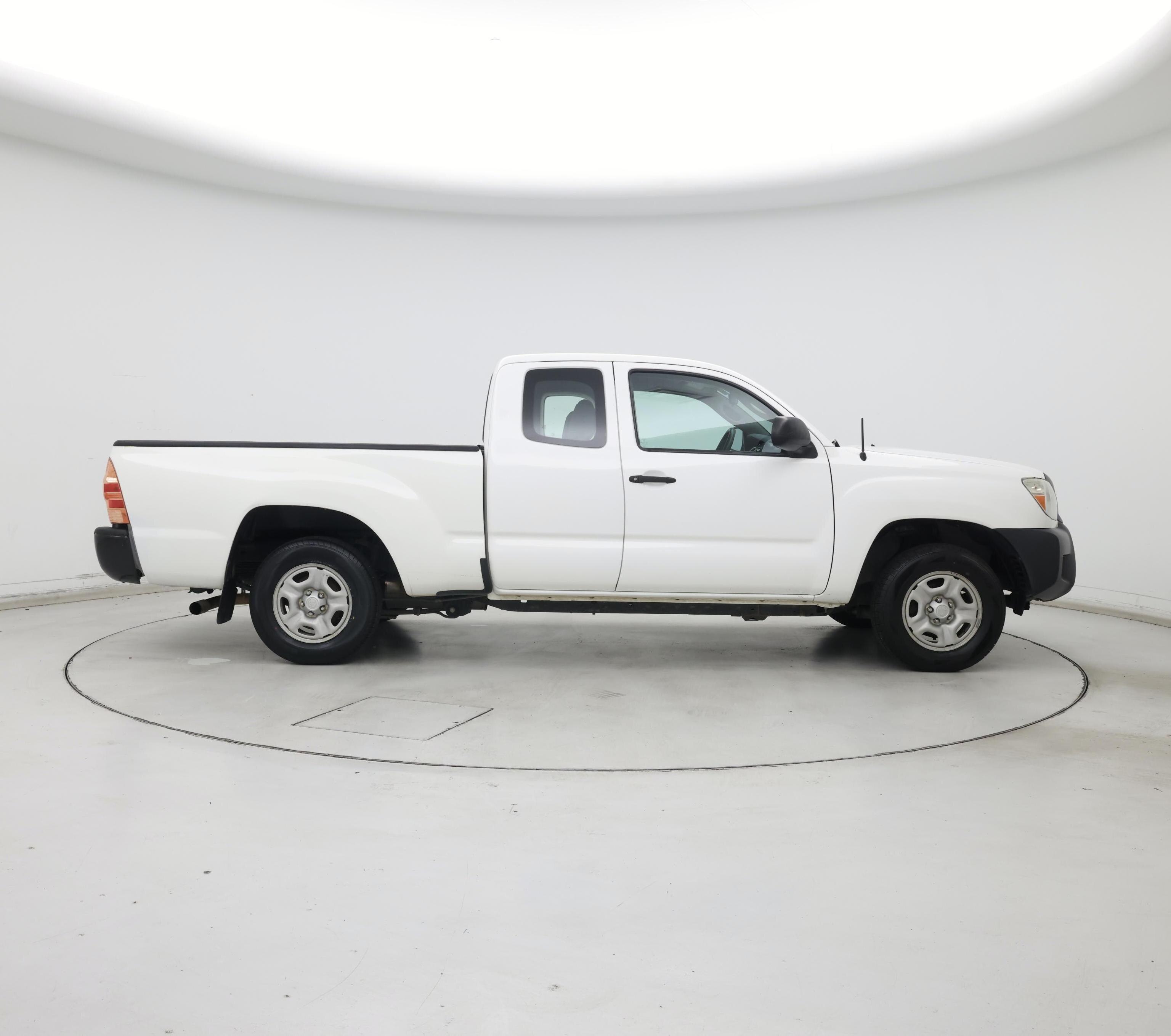 Thumbnail: 2015 Toyota Tacoma - 7