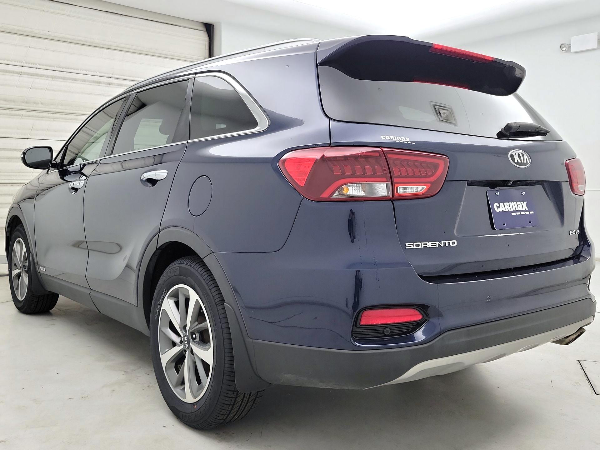 Thumbnail: 2019 Kia Sorento - 7