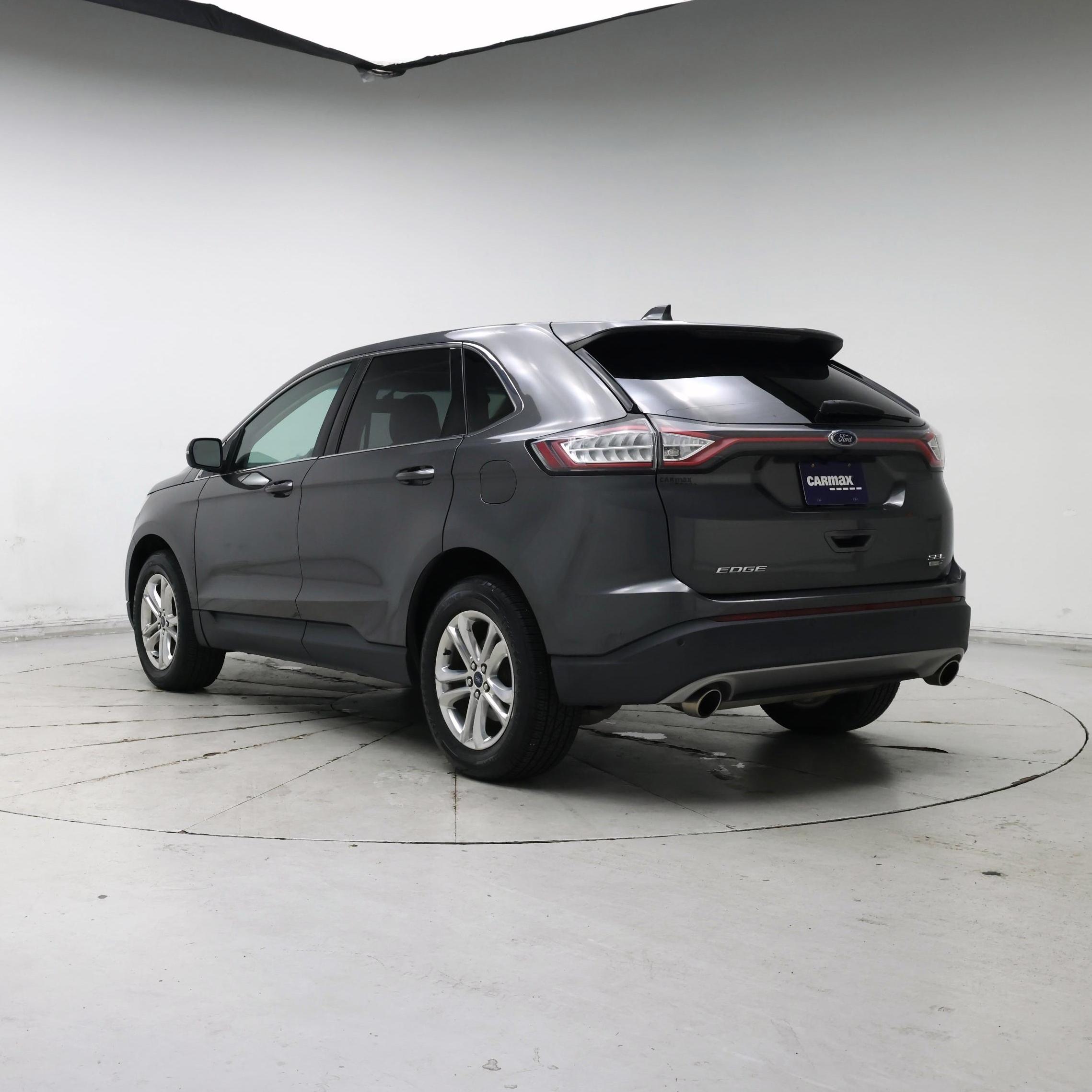 Thumbnail: 2017 Ford Edge - 2