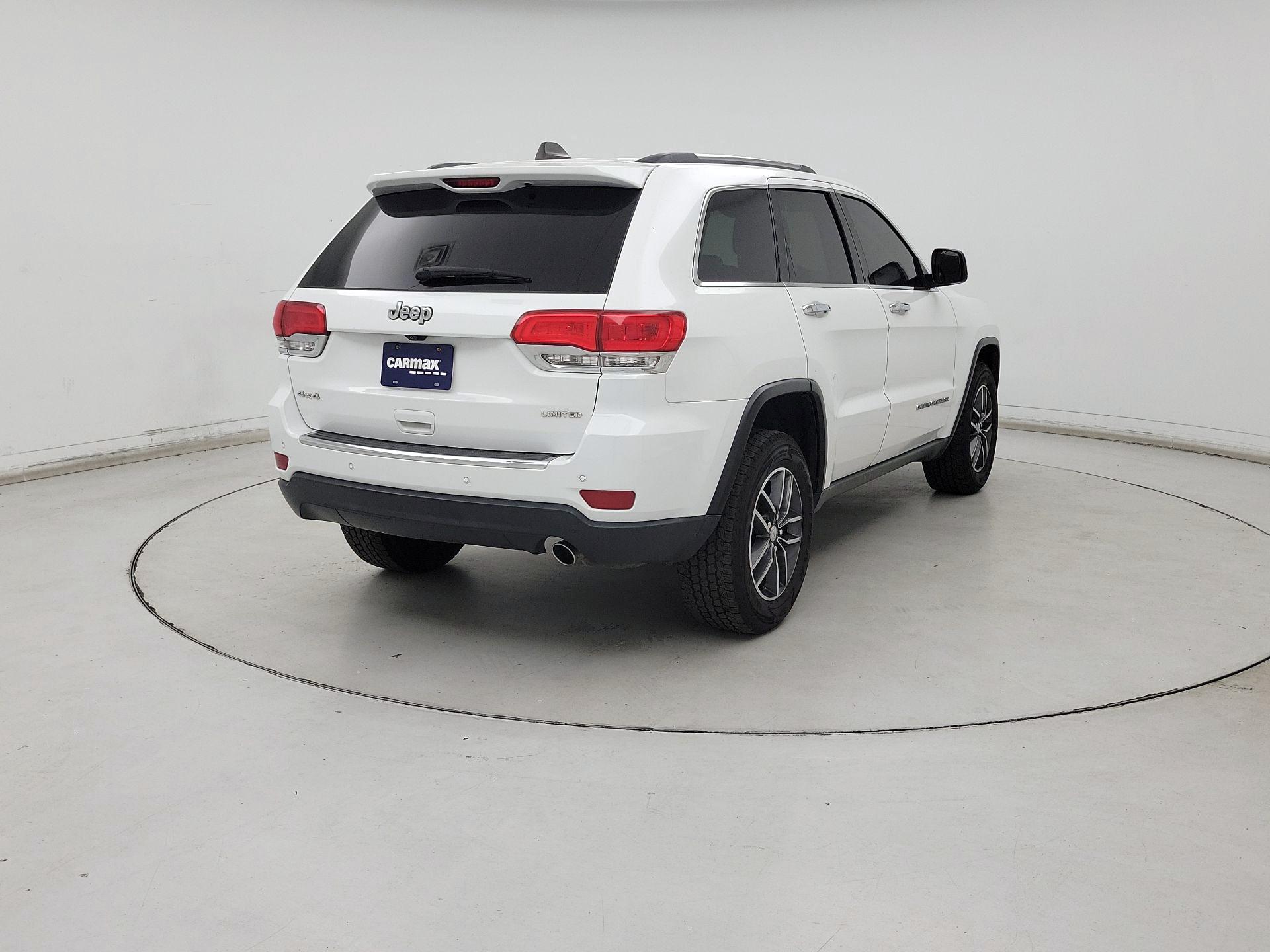 Thumbnail: 2017 Jeep Grand Cherokee - 5