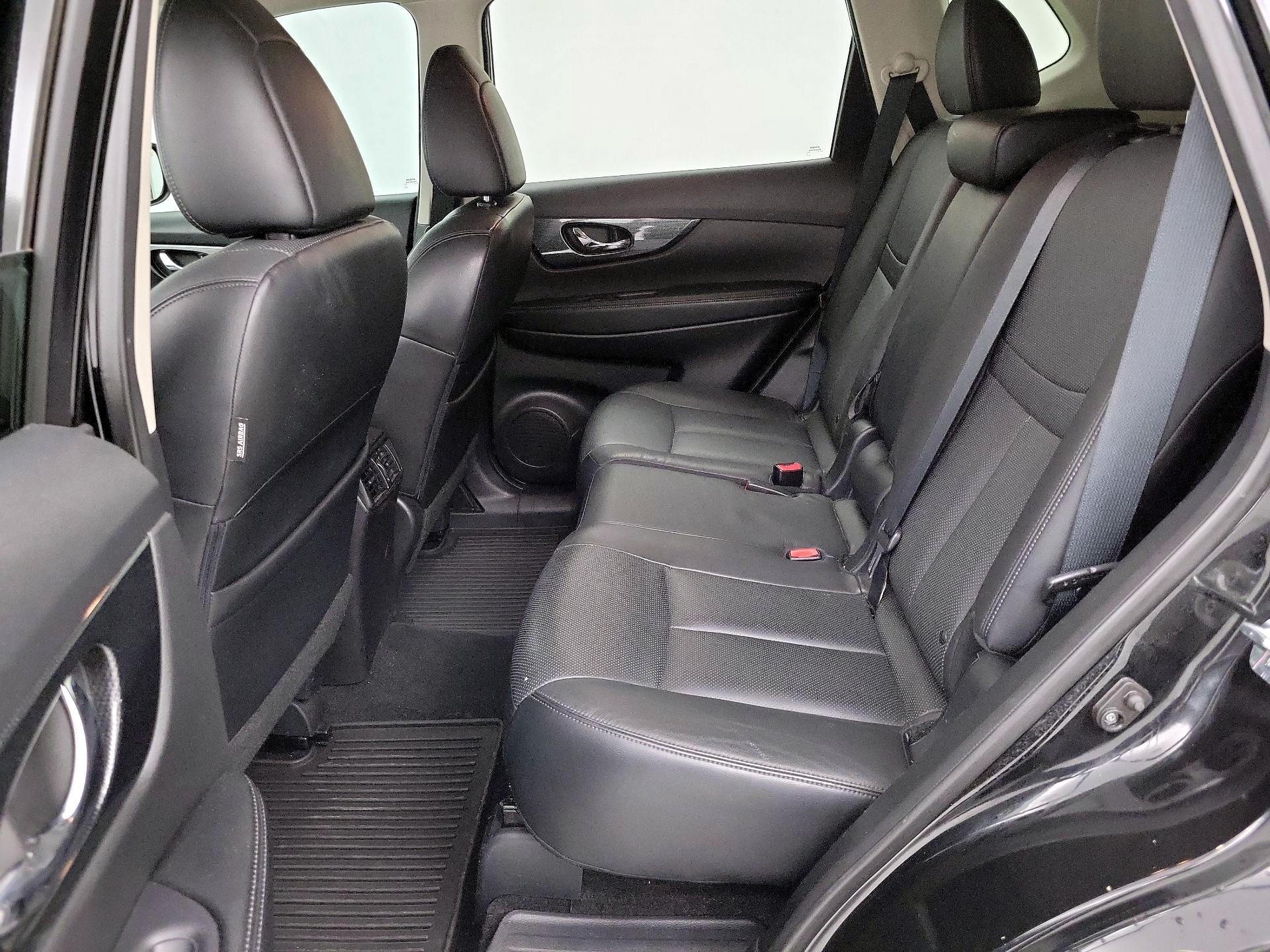 Thumbnail: 2014 Nissan Rogue - 18