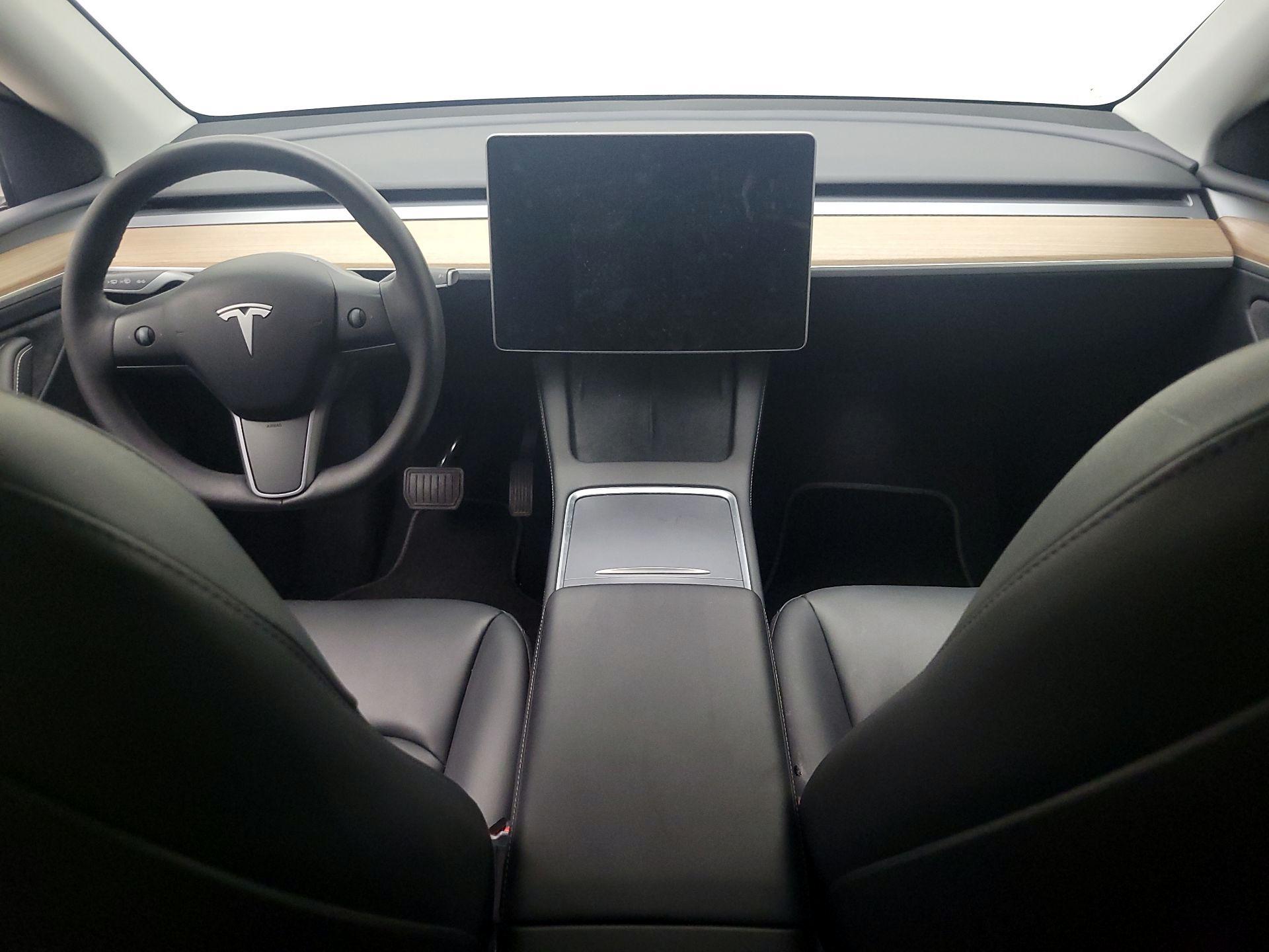 Thumbnail: 2023 Tesla Model Y - 9