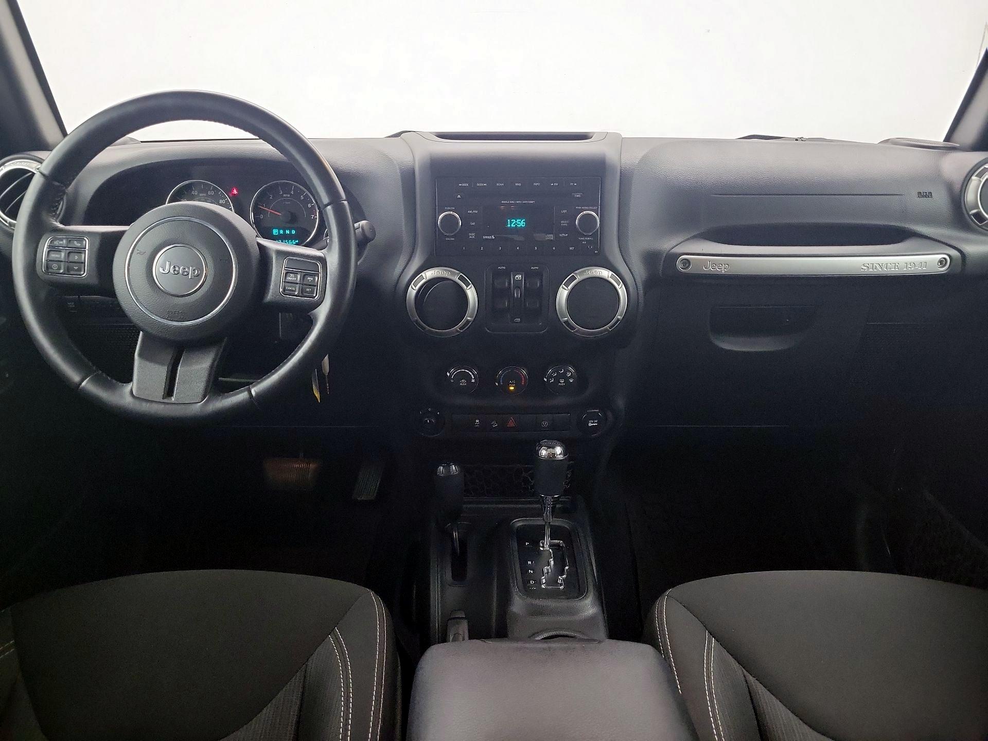 Thumbnail: 2016 Jeep Wrangler - 9