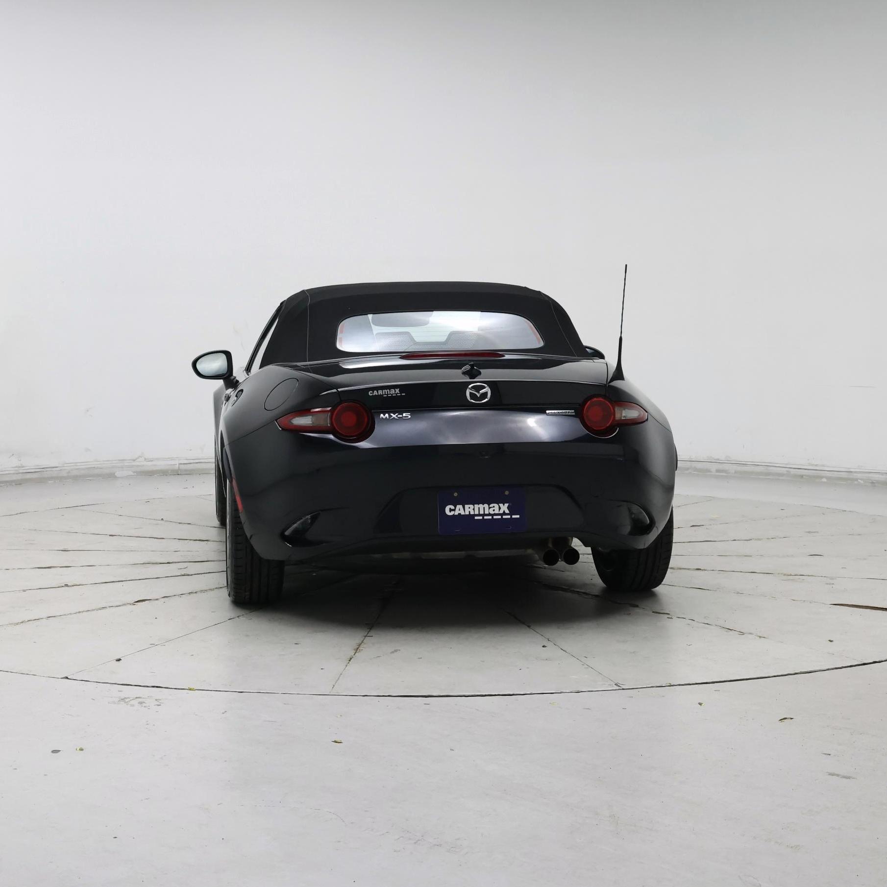 Thumbnail: 2022 Mazda MX-5 Miata - 6