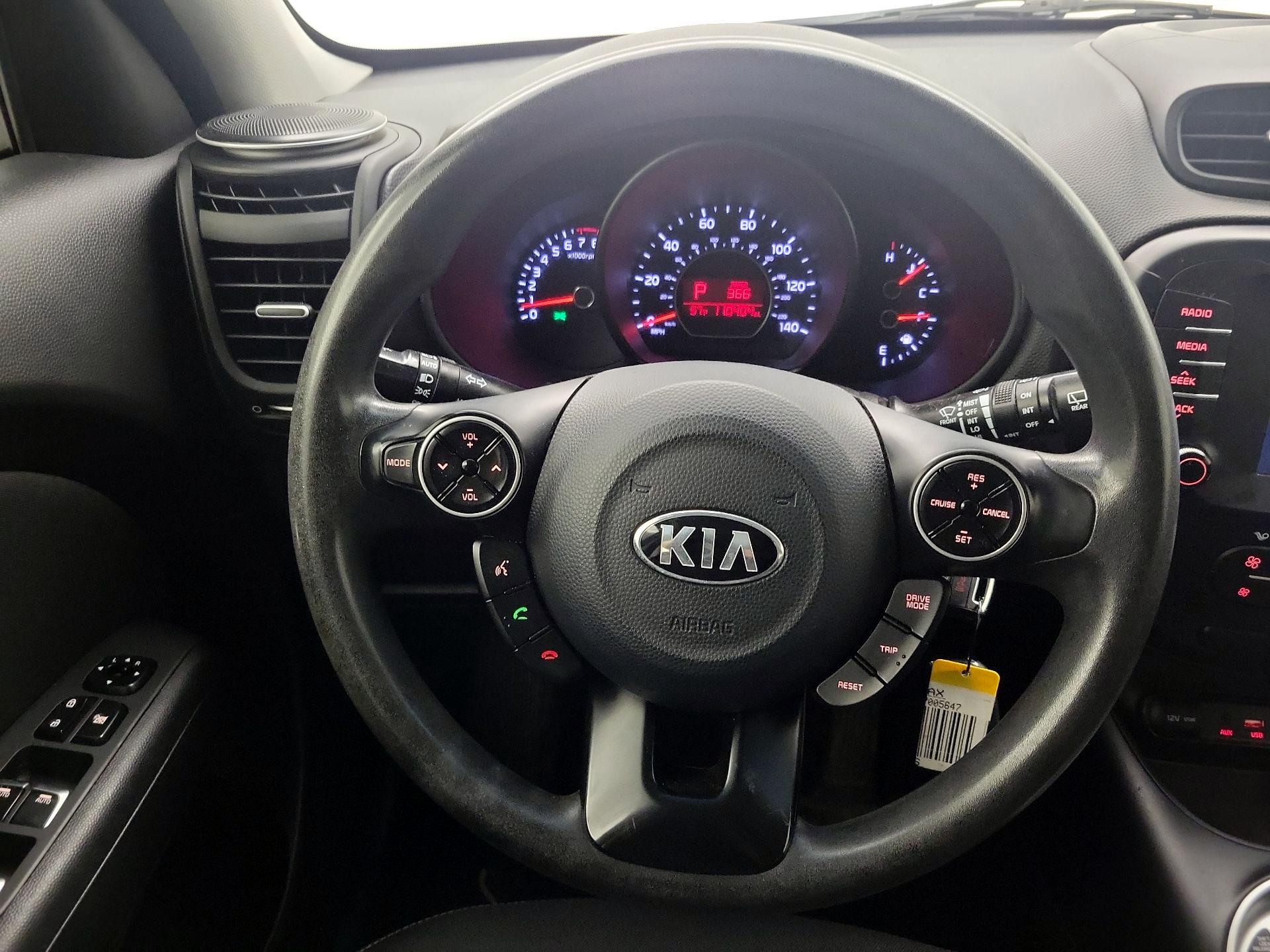 Thumbnail: 2019 Kia Soul - 10