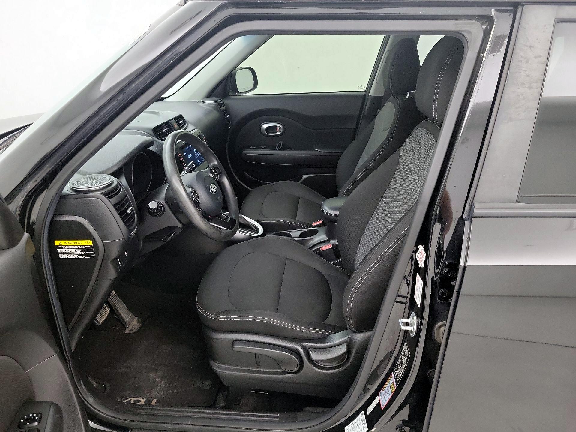 Thumbnail: 2019 Kia Soul - 11