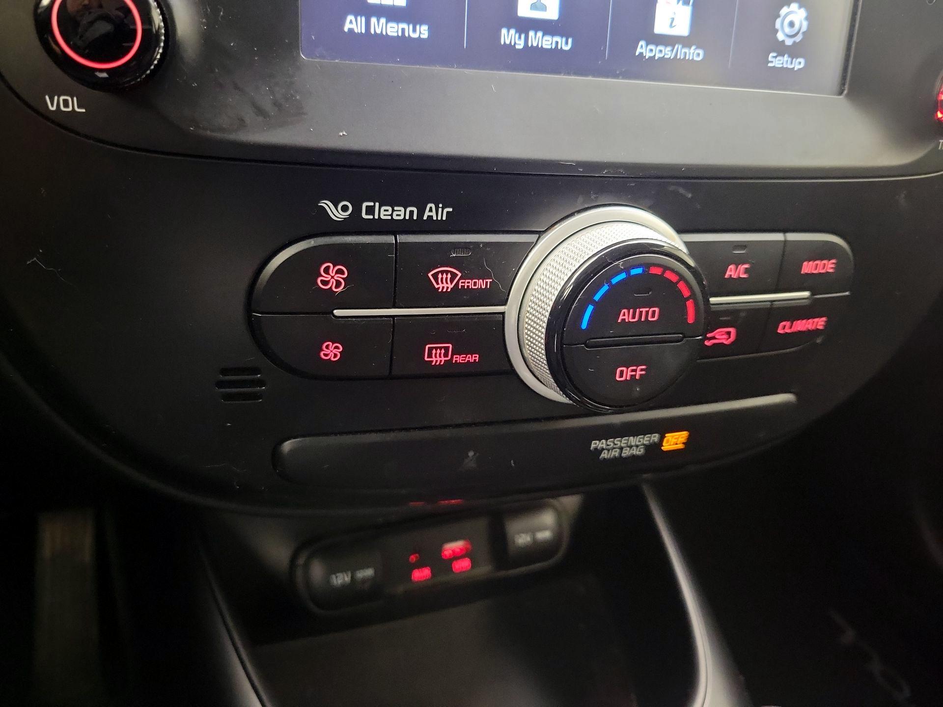 Thumbnail: 2019 Kia Soul - 16