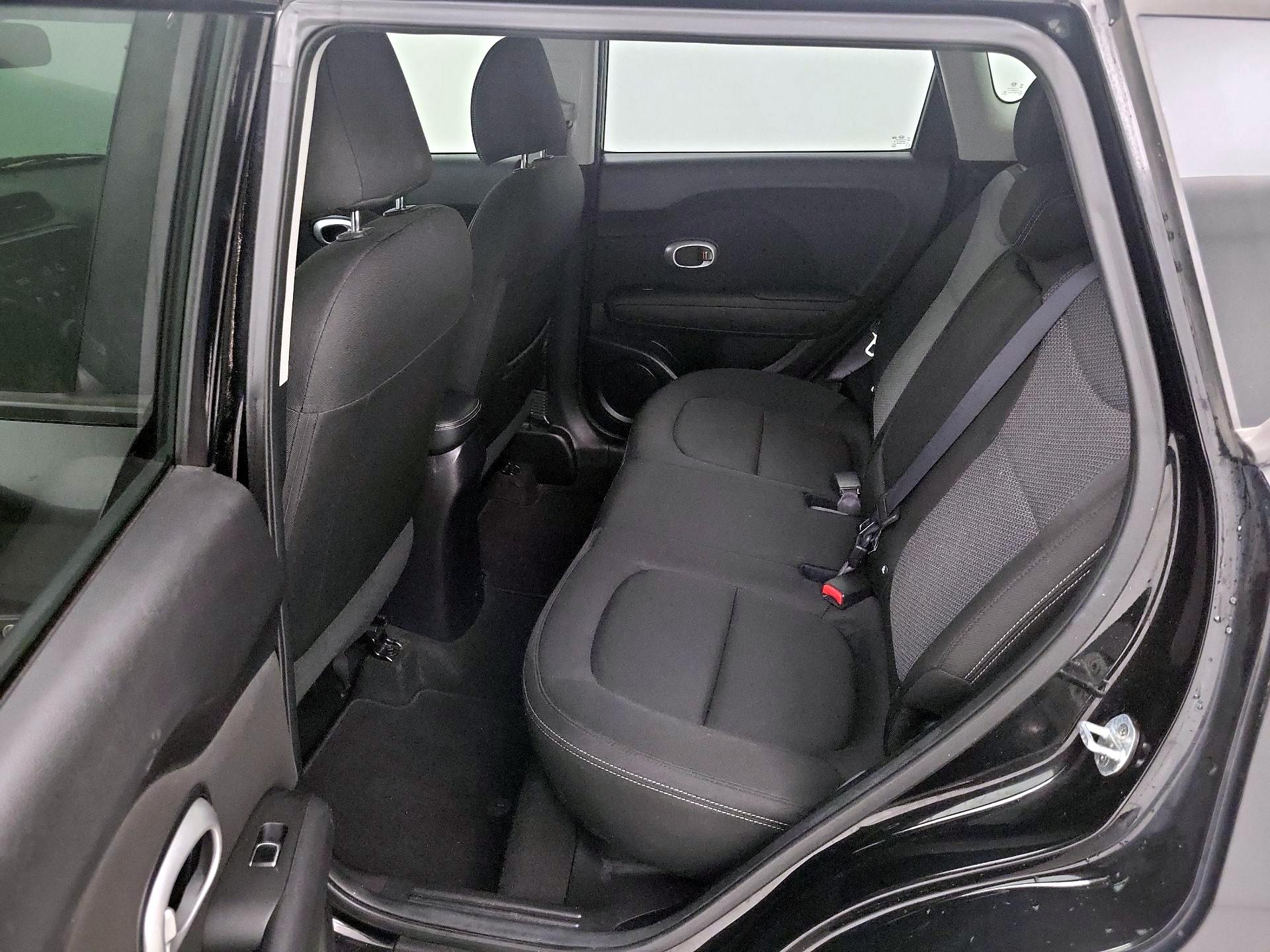 Thumbnail: 2019 Kia Soul - 19