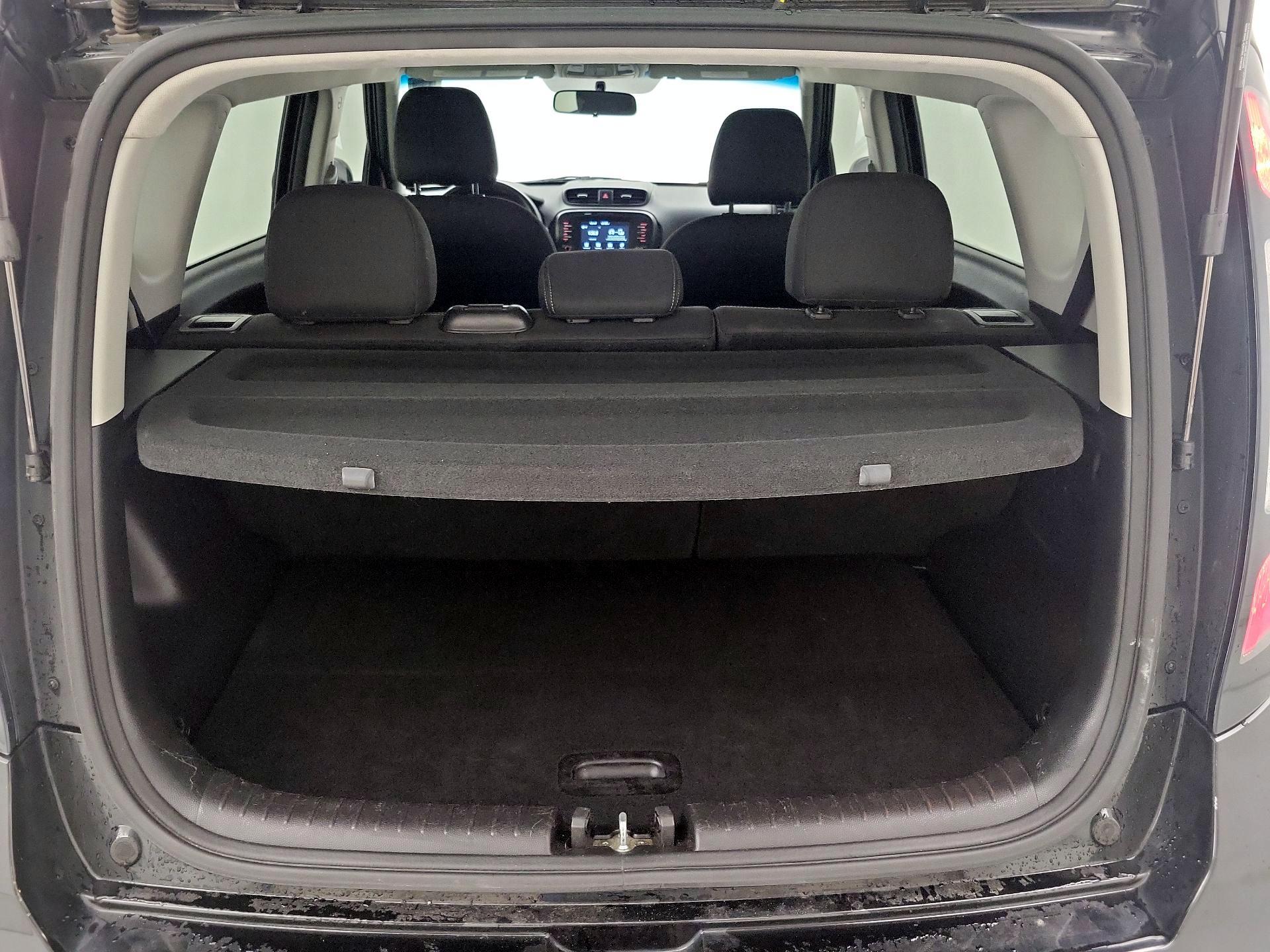 Thumbnail: 2019 Kia Soul - 20