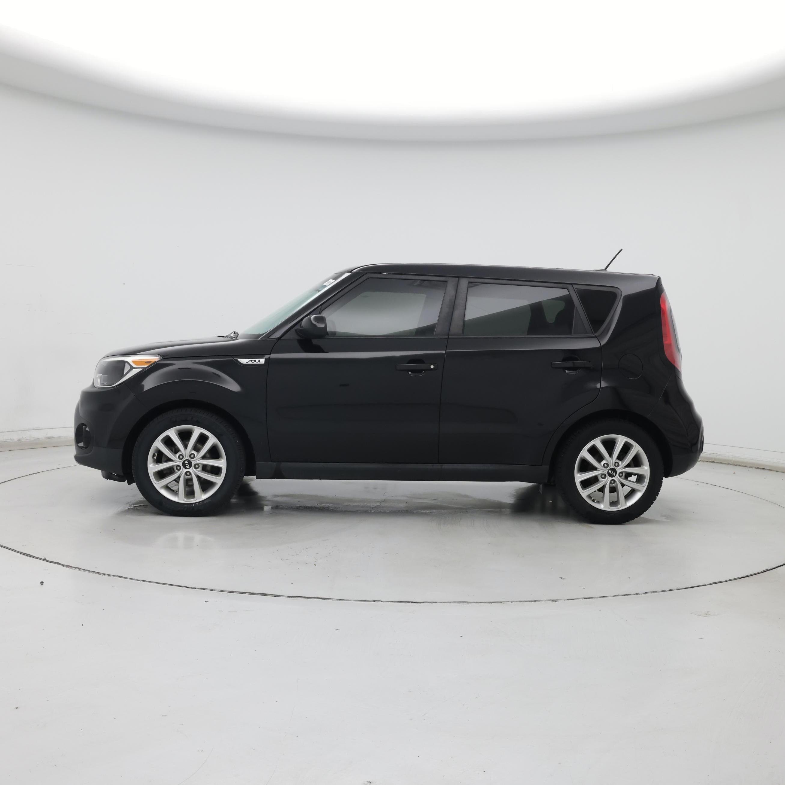 Thumbnail: 2019 Kia Soul - 3