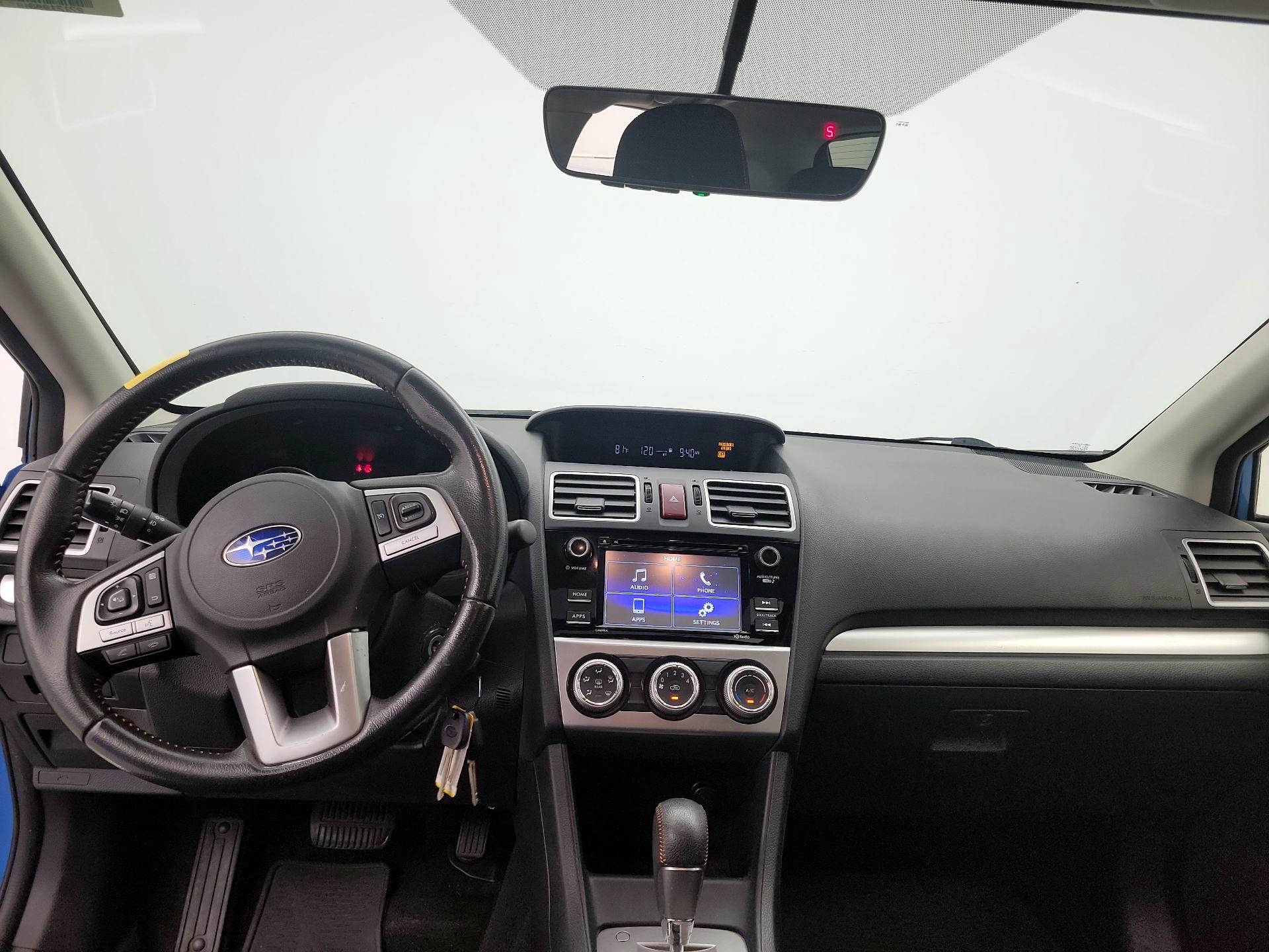 Thumbnail: 2017 Subaru Crosstrek - 9