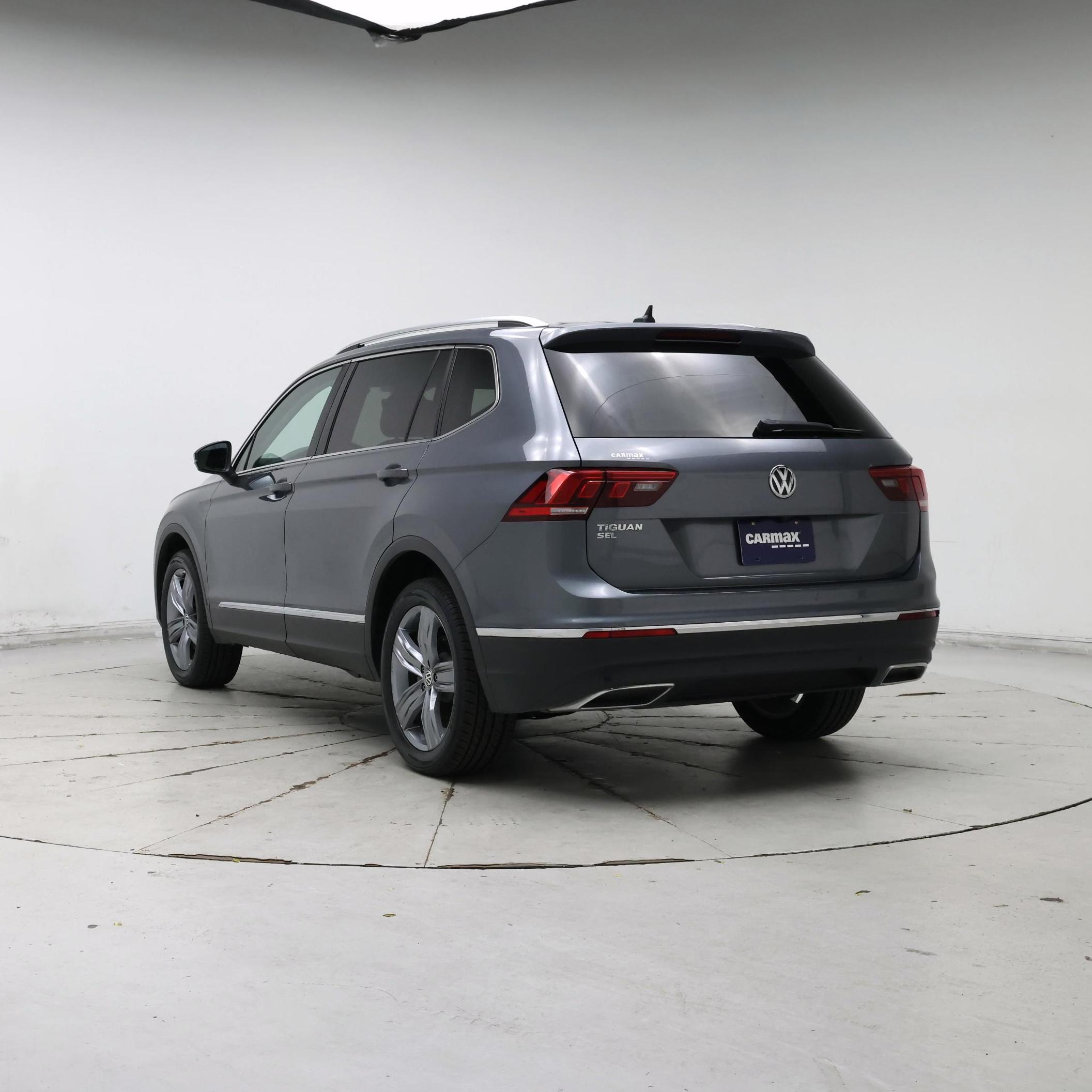 Thumbnail: 2020 Volkswagen Tiguan - 2