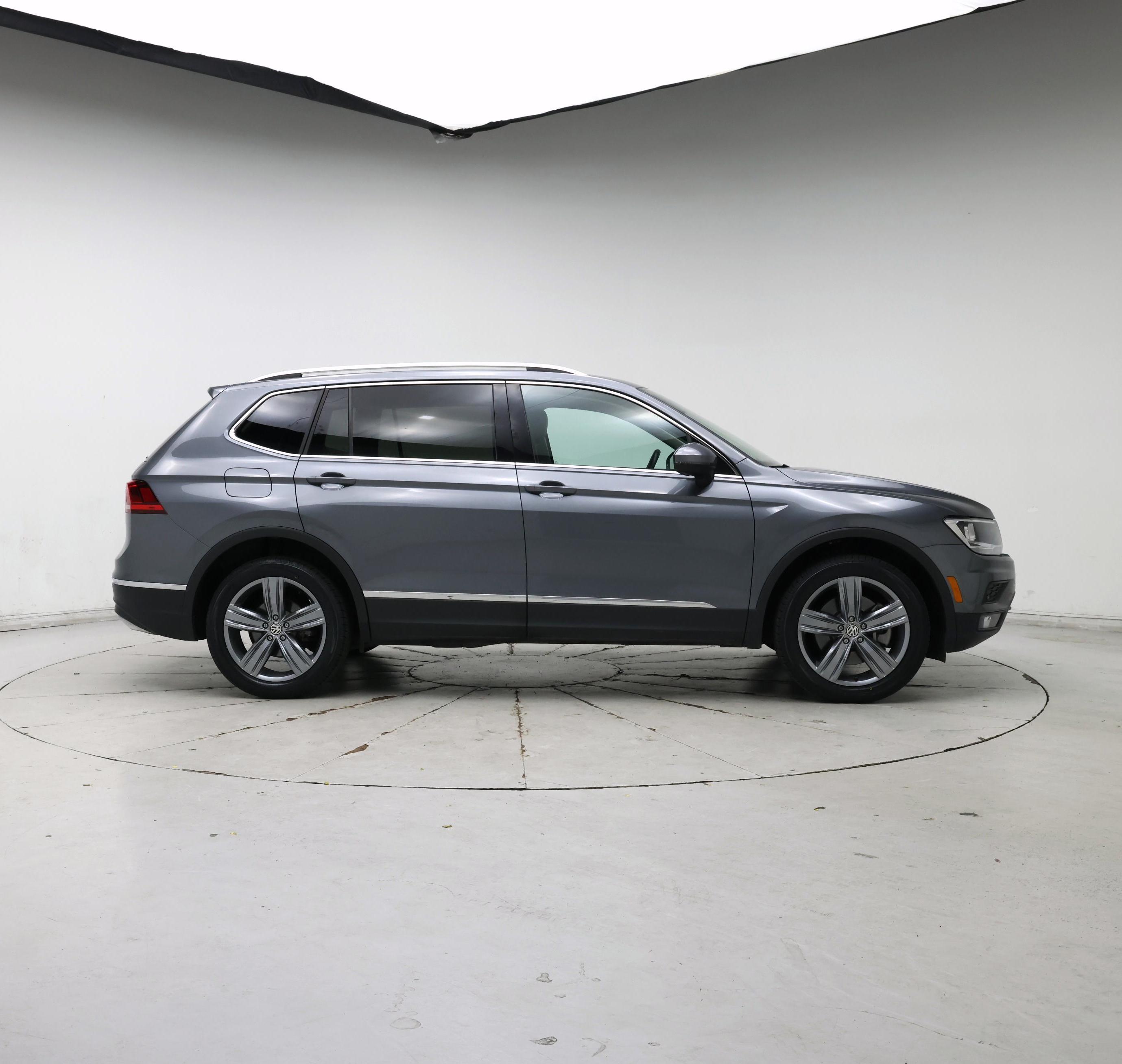 Thumbnail: 2020 Volkswagen Tiguan - 7