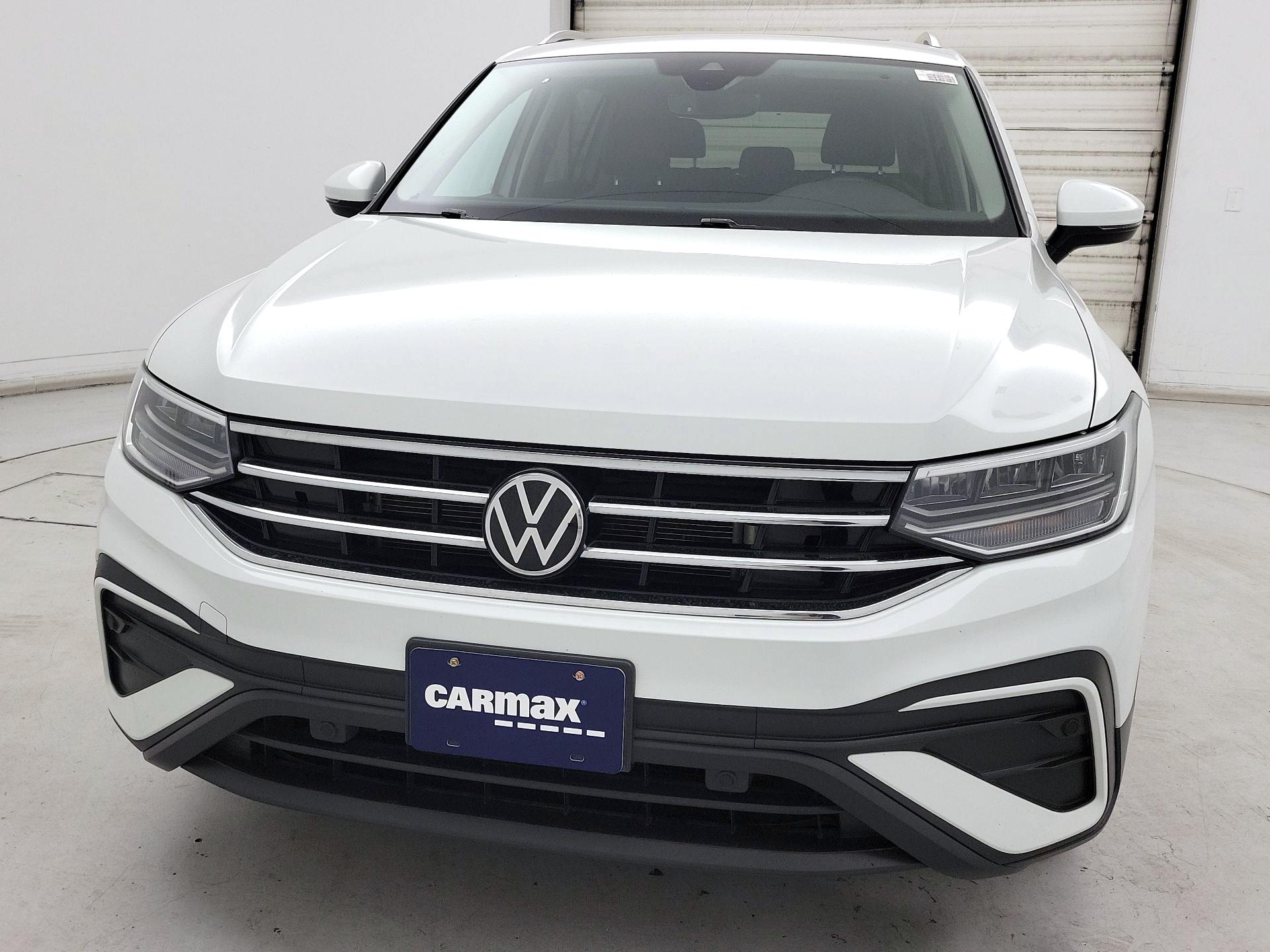 Thumbnail: 2022 Volkswagen Tiguan - 2