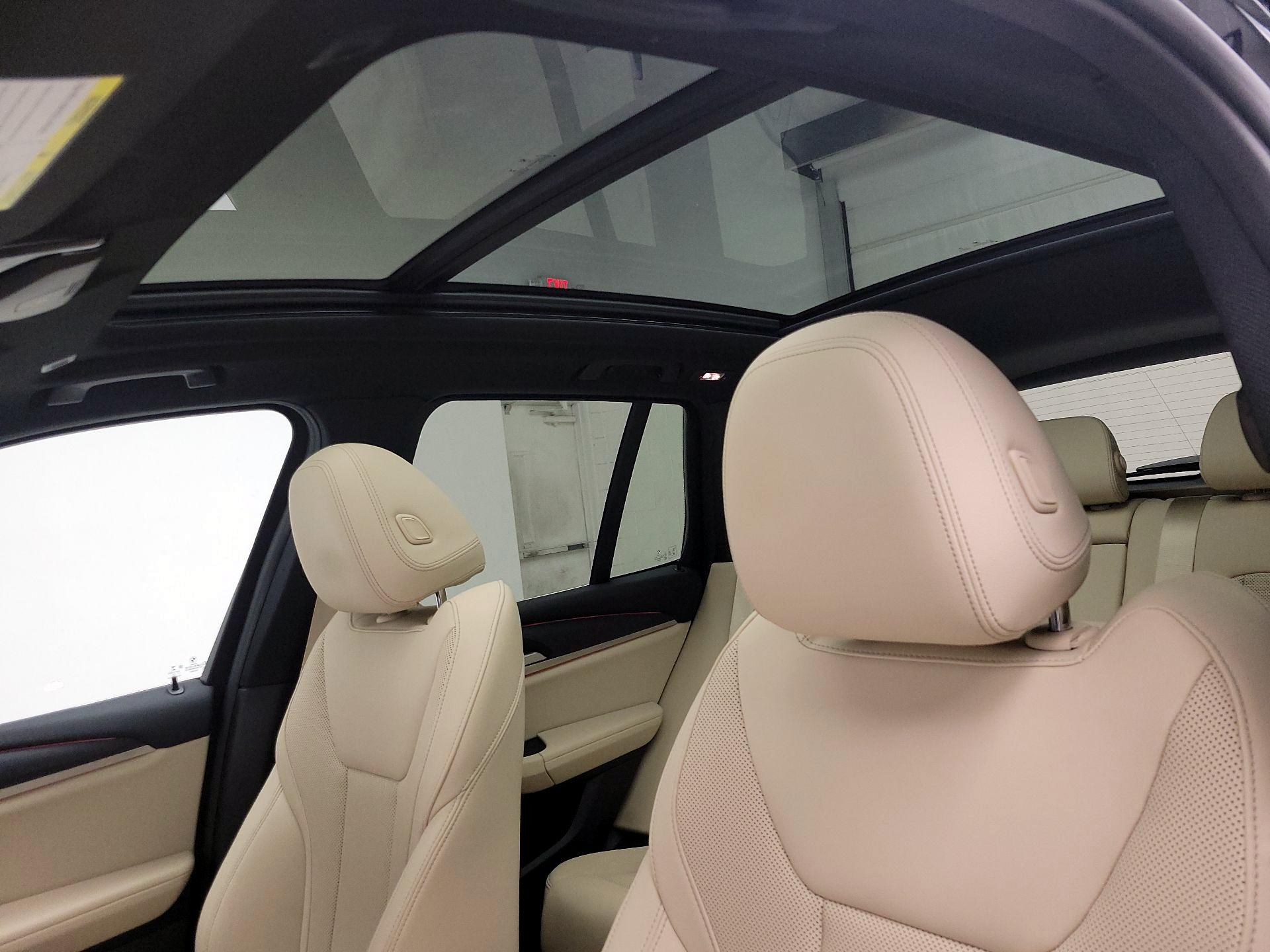 Thumbnail: 2022 BMW X3 - 20