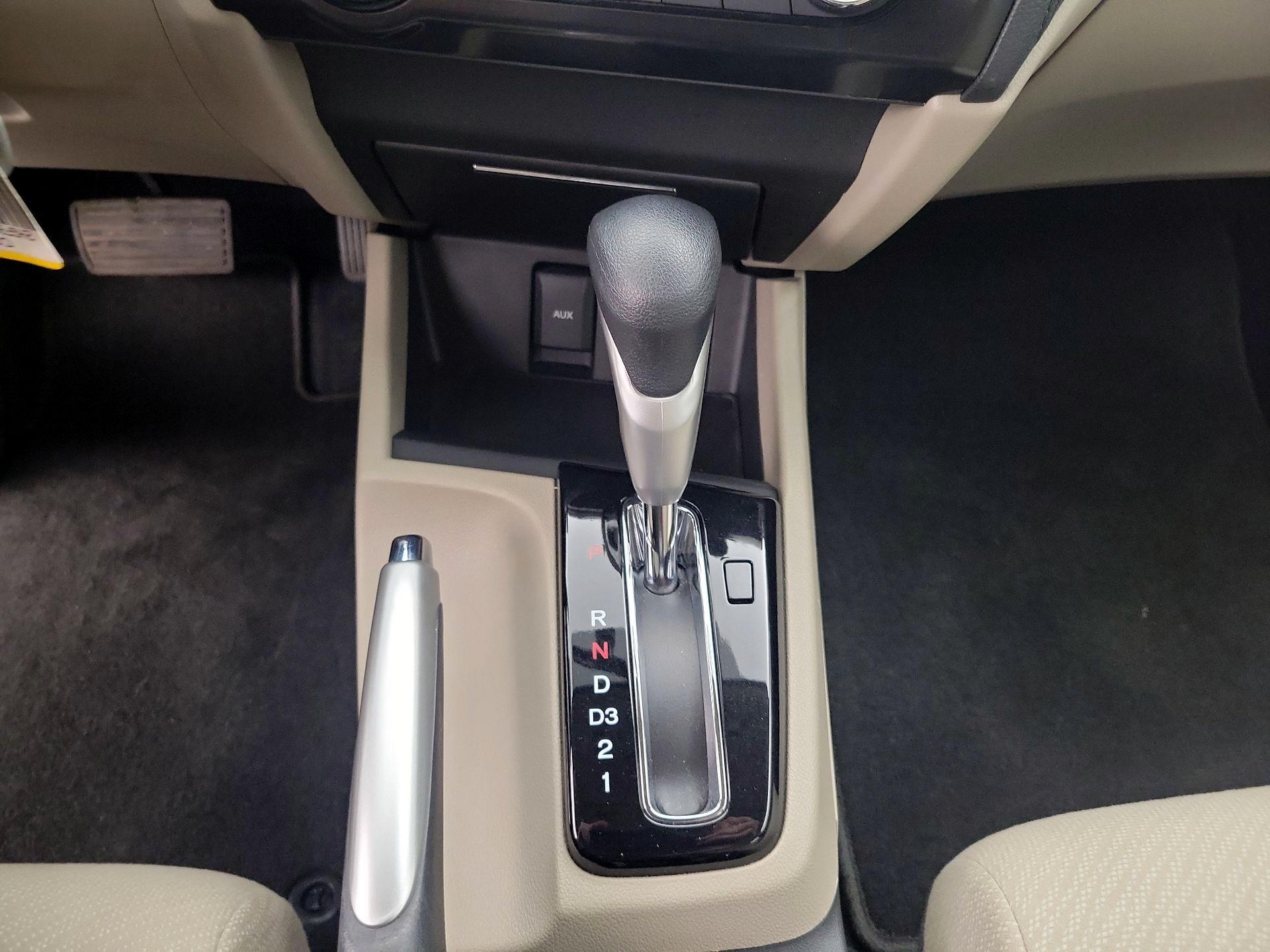 Thumbnail: 2013 Honda Civic - 17